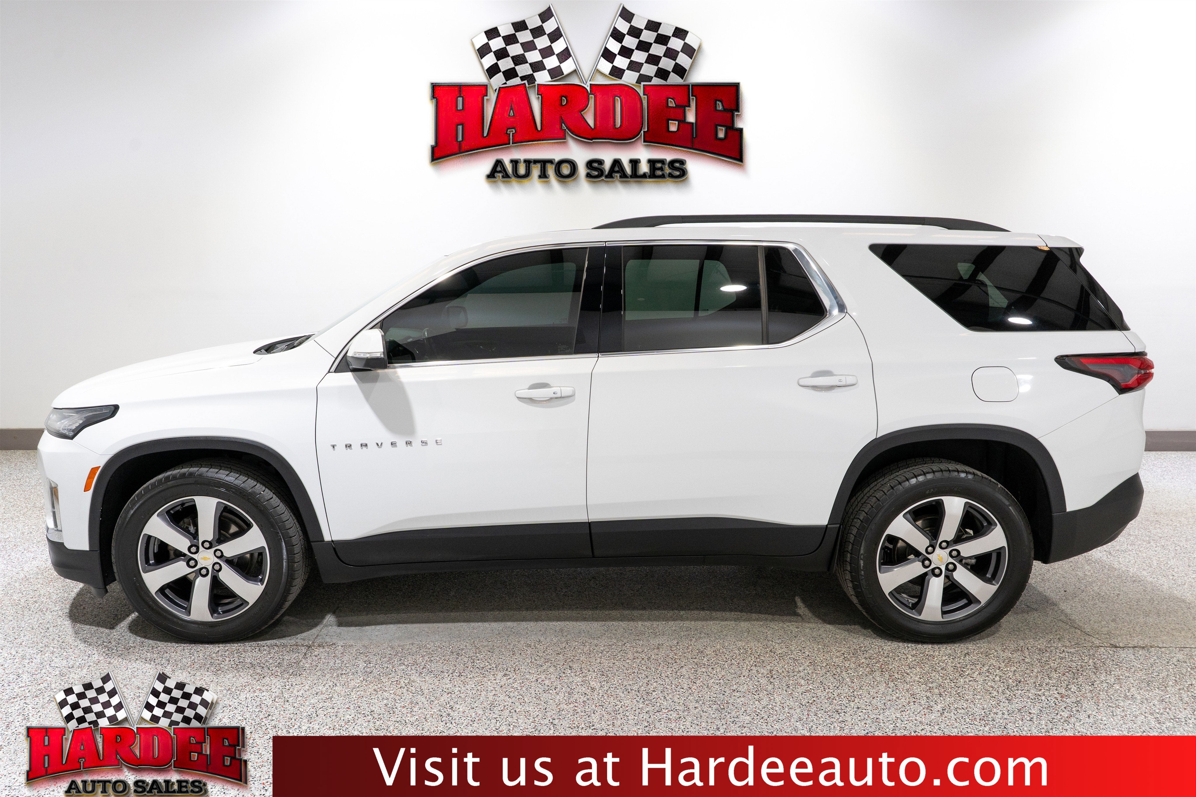 2023 Chevrolet Traverse LT Leather