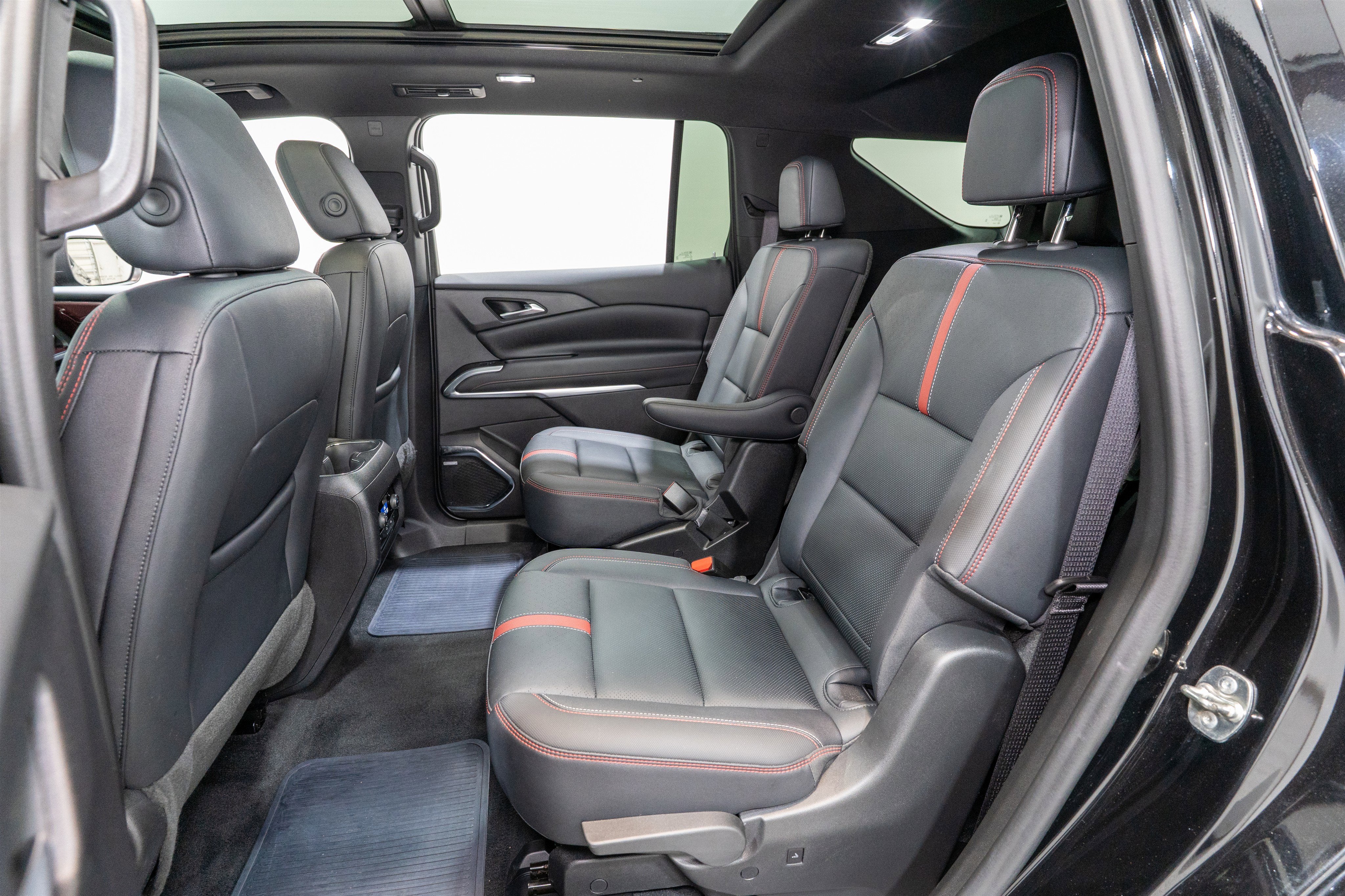 2024 Chevrolet Traverse AWD RS