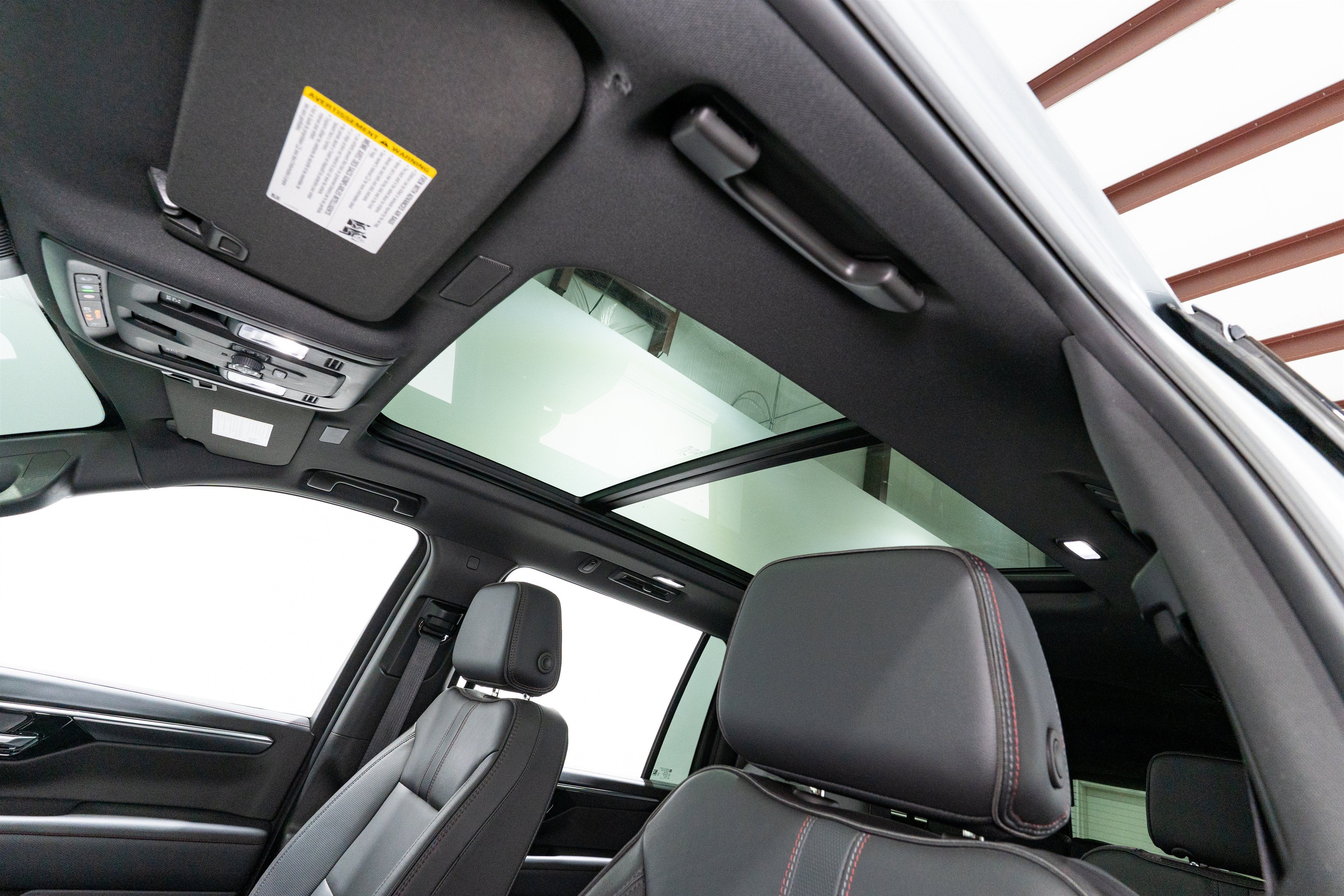 2025 Chevrolet Suburban RST