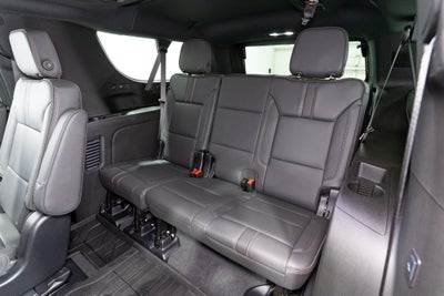 2025 Chevrolet Suburban RST