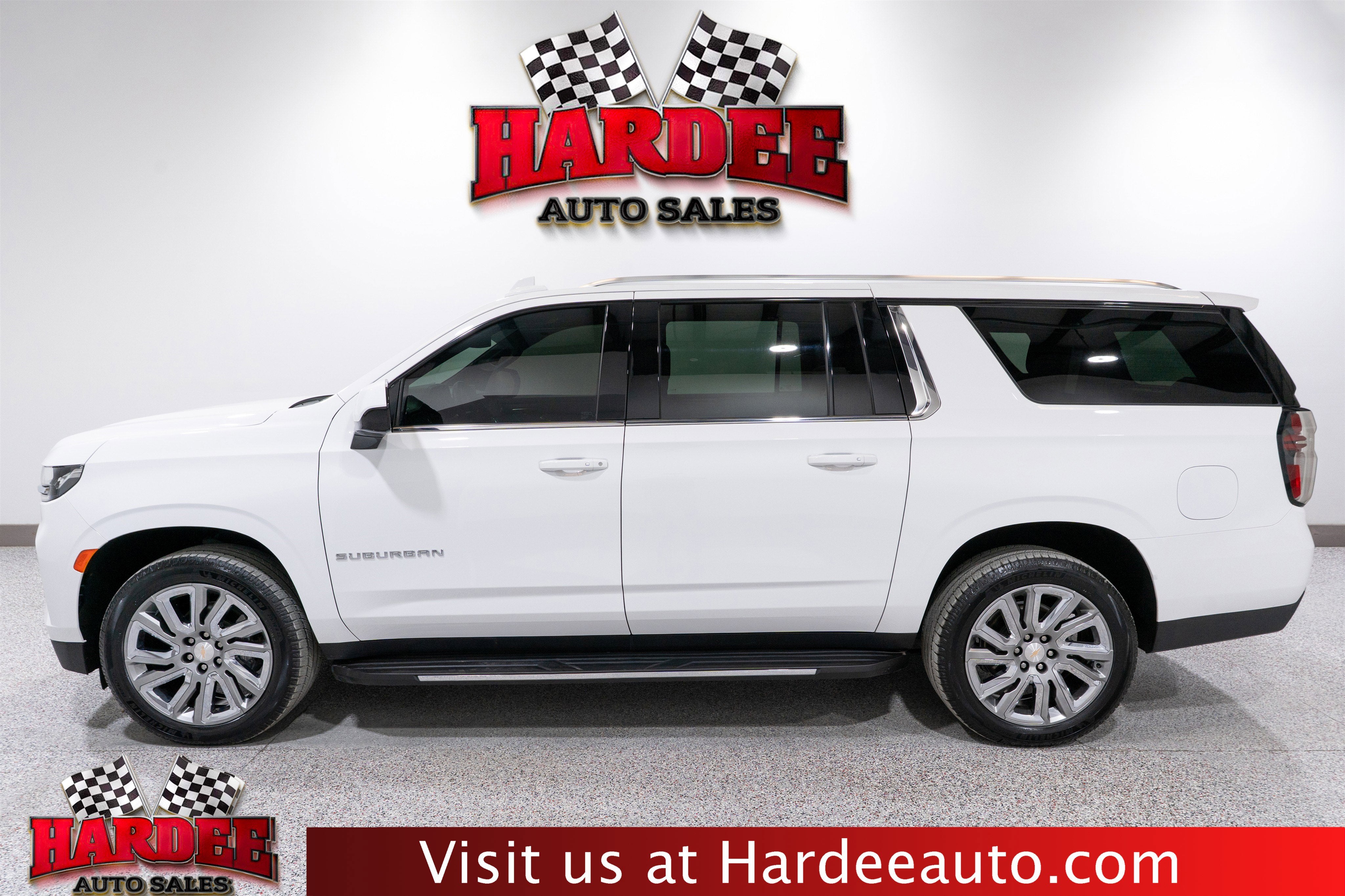 2024 Chevrolet Suburban LT