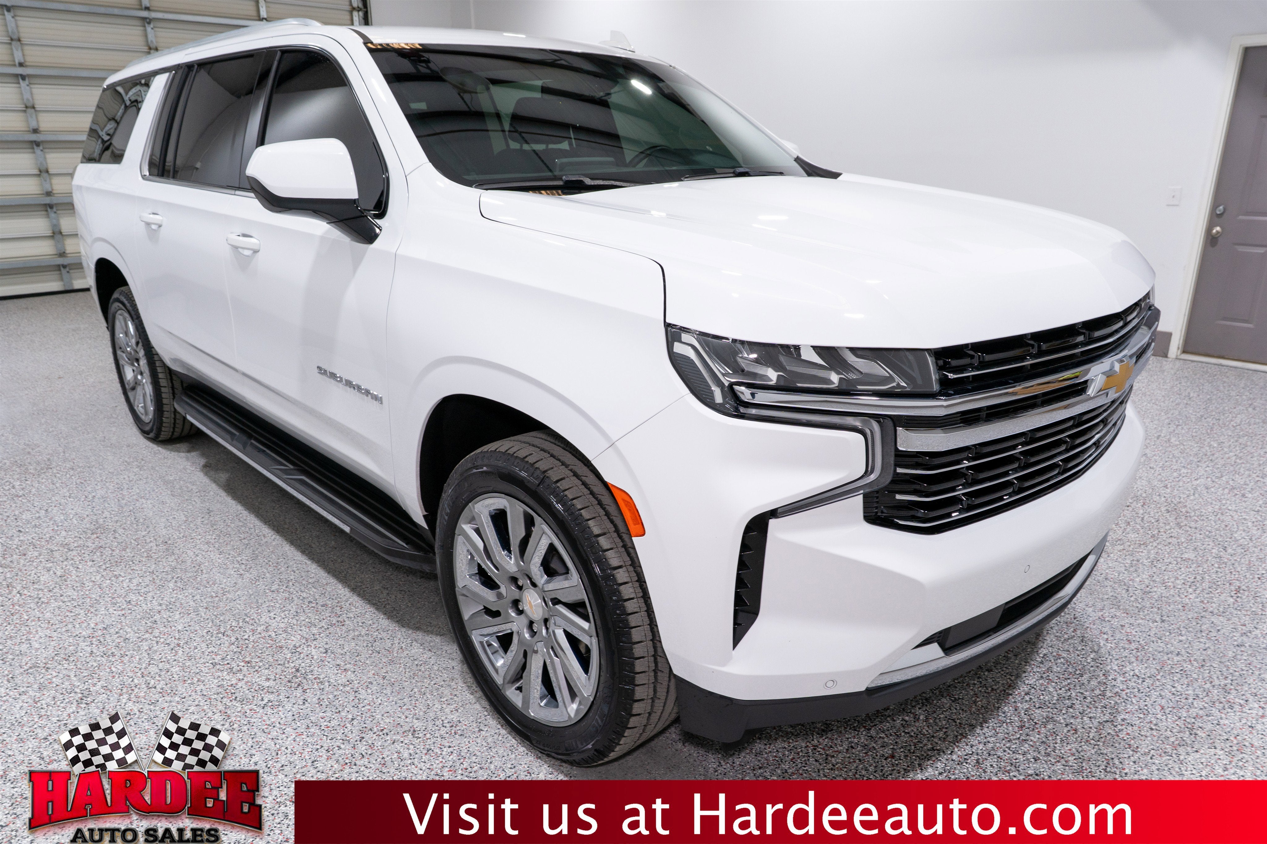 2024 Chevrolet Suburban LT
