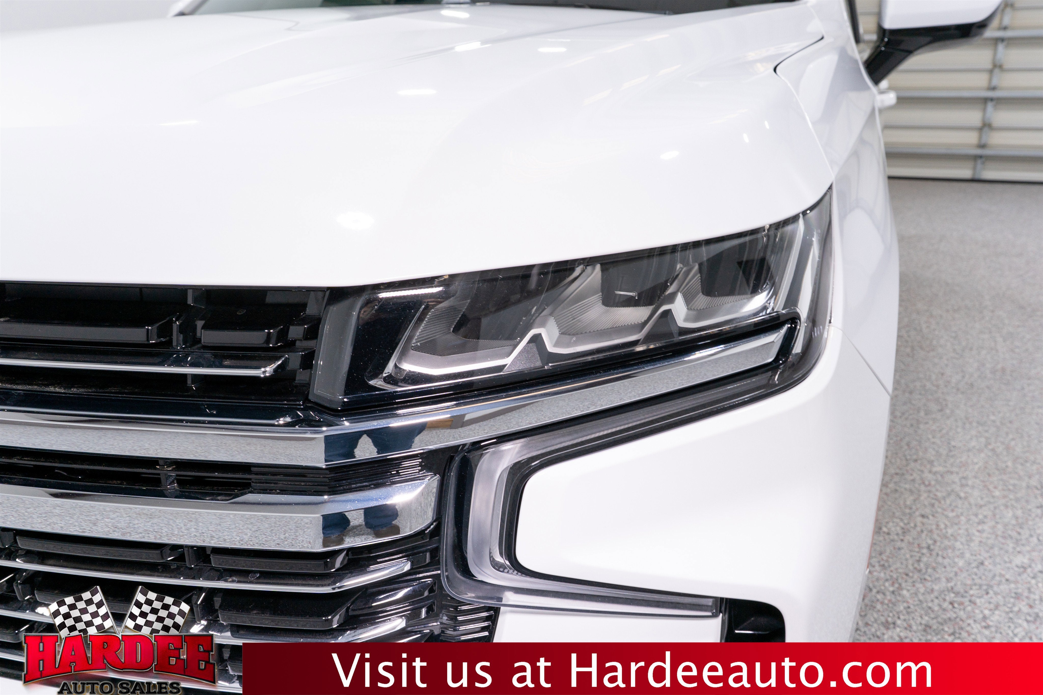 2024 Chevrolet Suburban LT