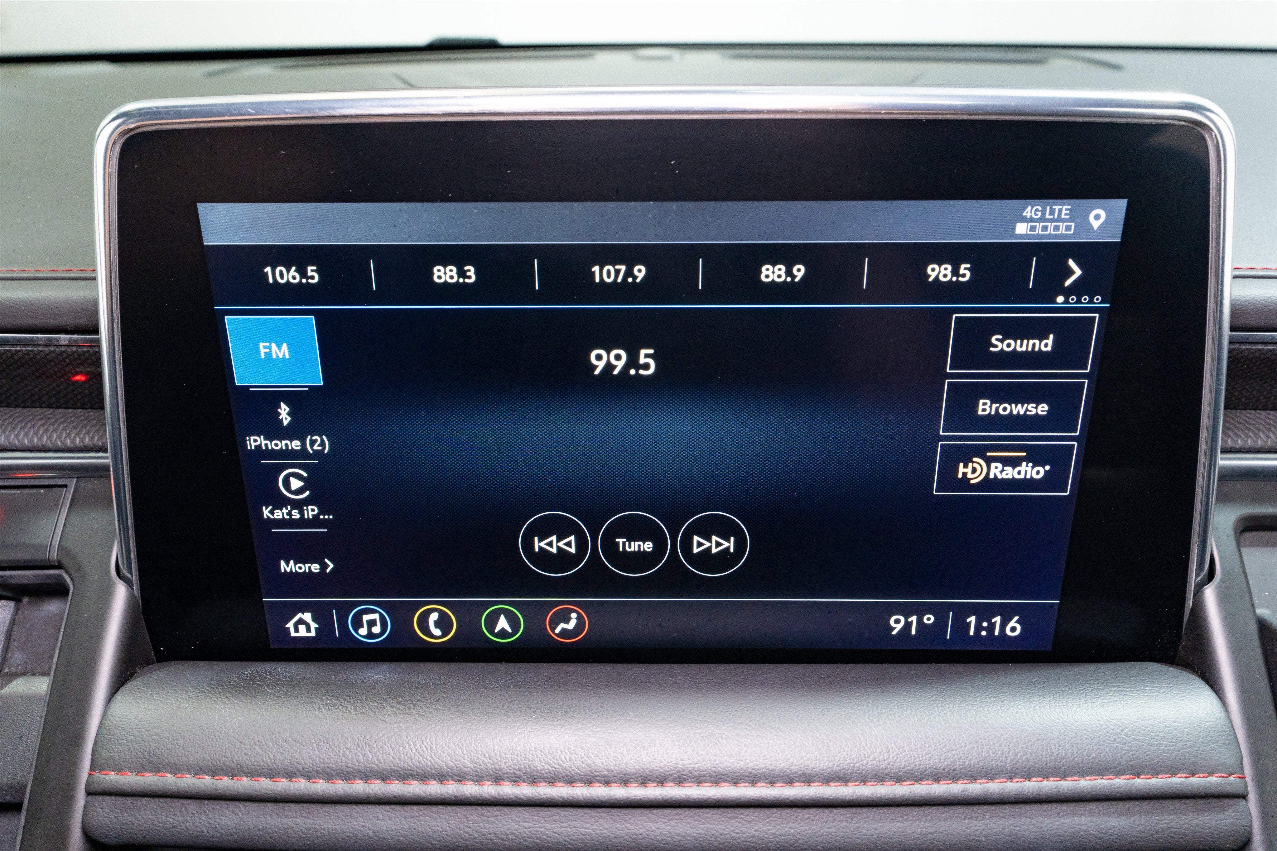 2021 Chevrolet Suburban RST