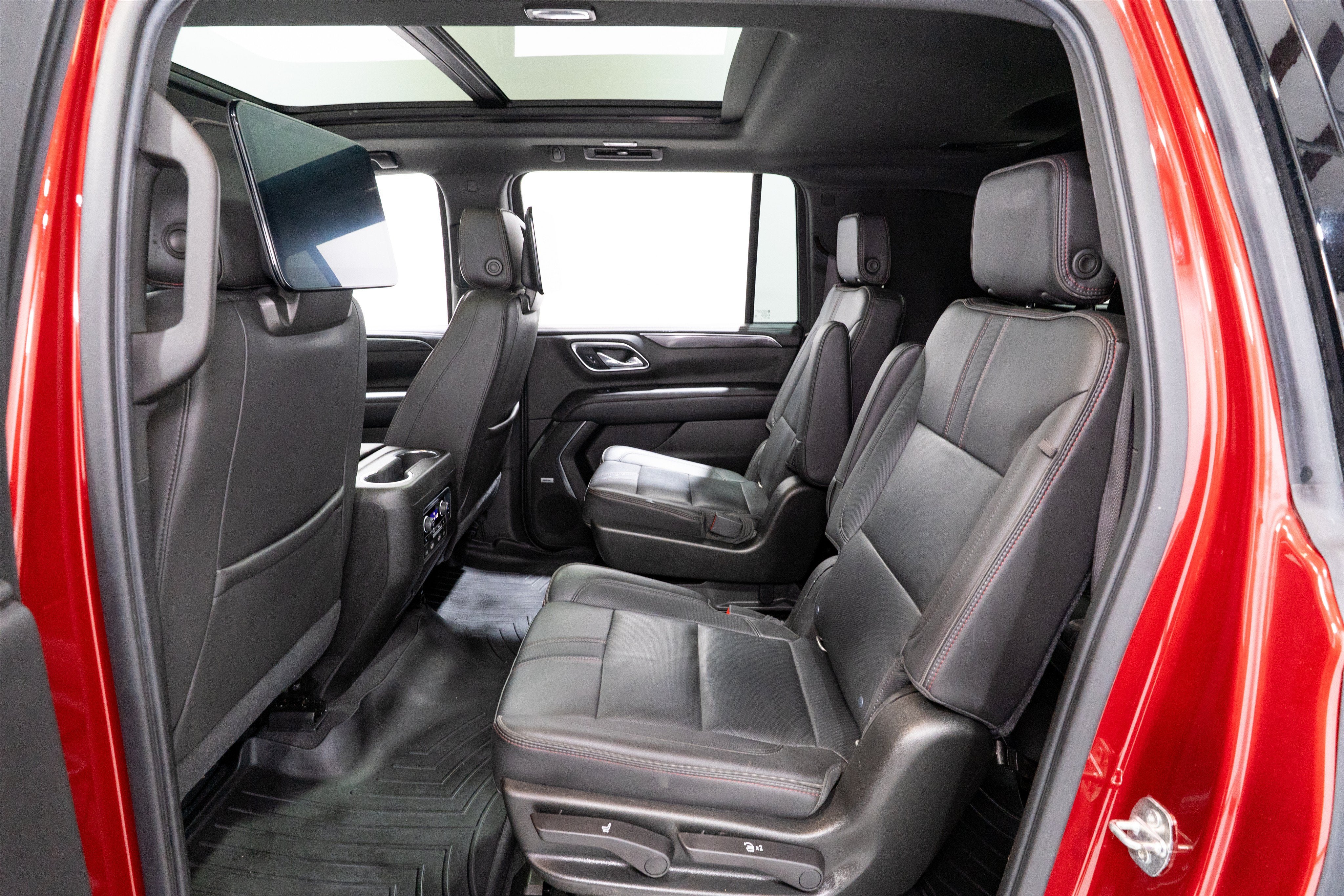 2021 Chevrolet Suburban RST