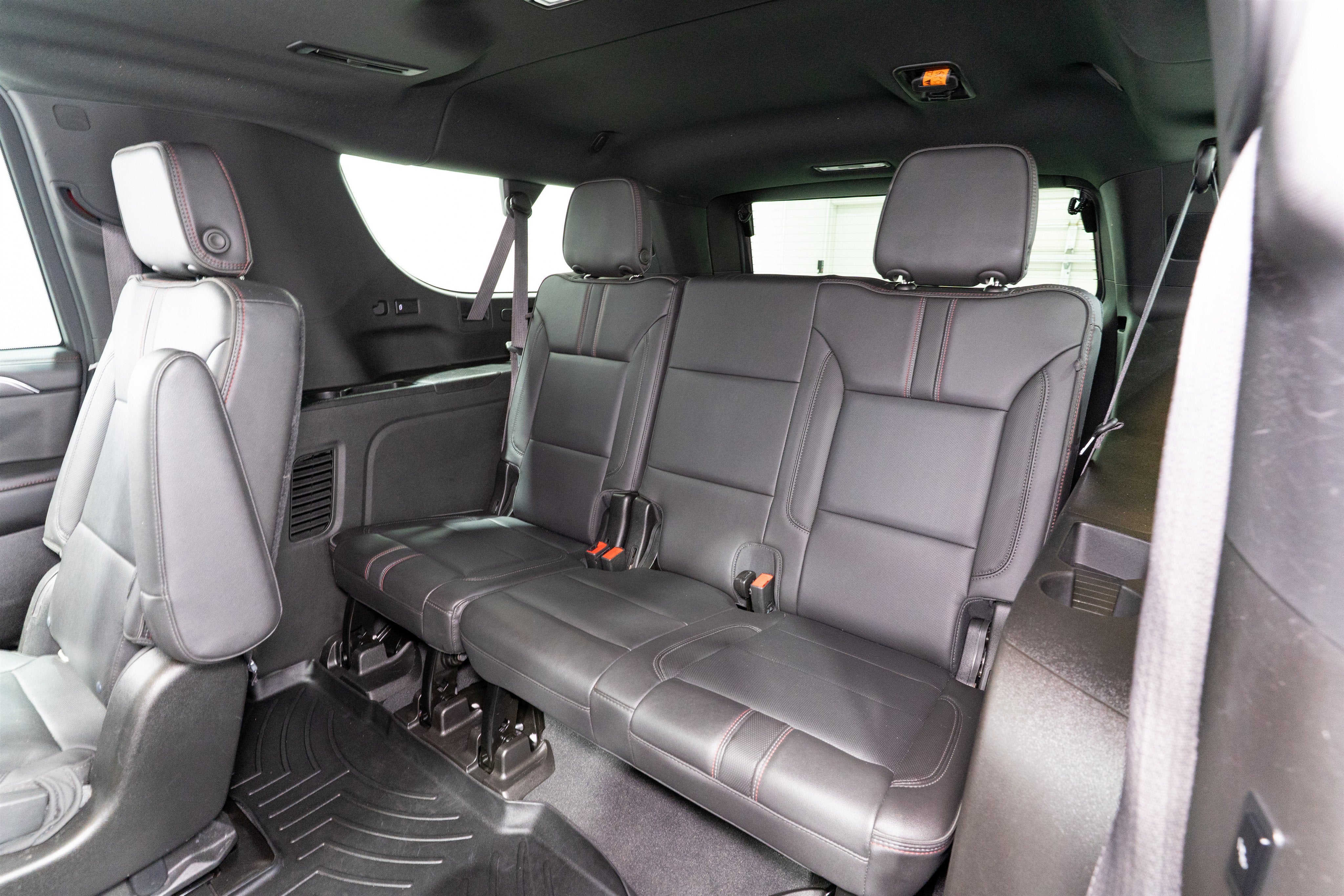 2021 Chevrolet Suburban RST