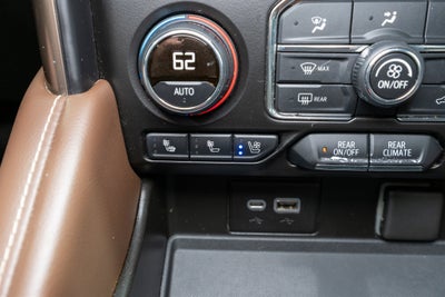 2021 Chevrolet Suburban High Country