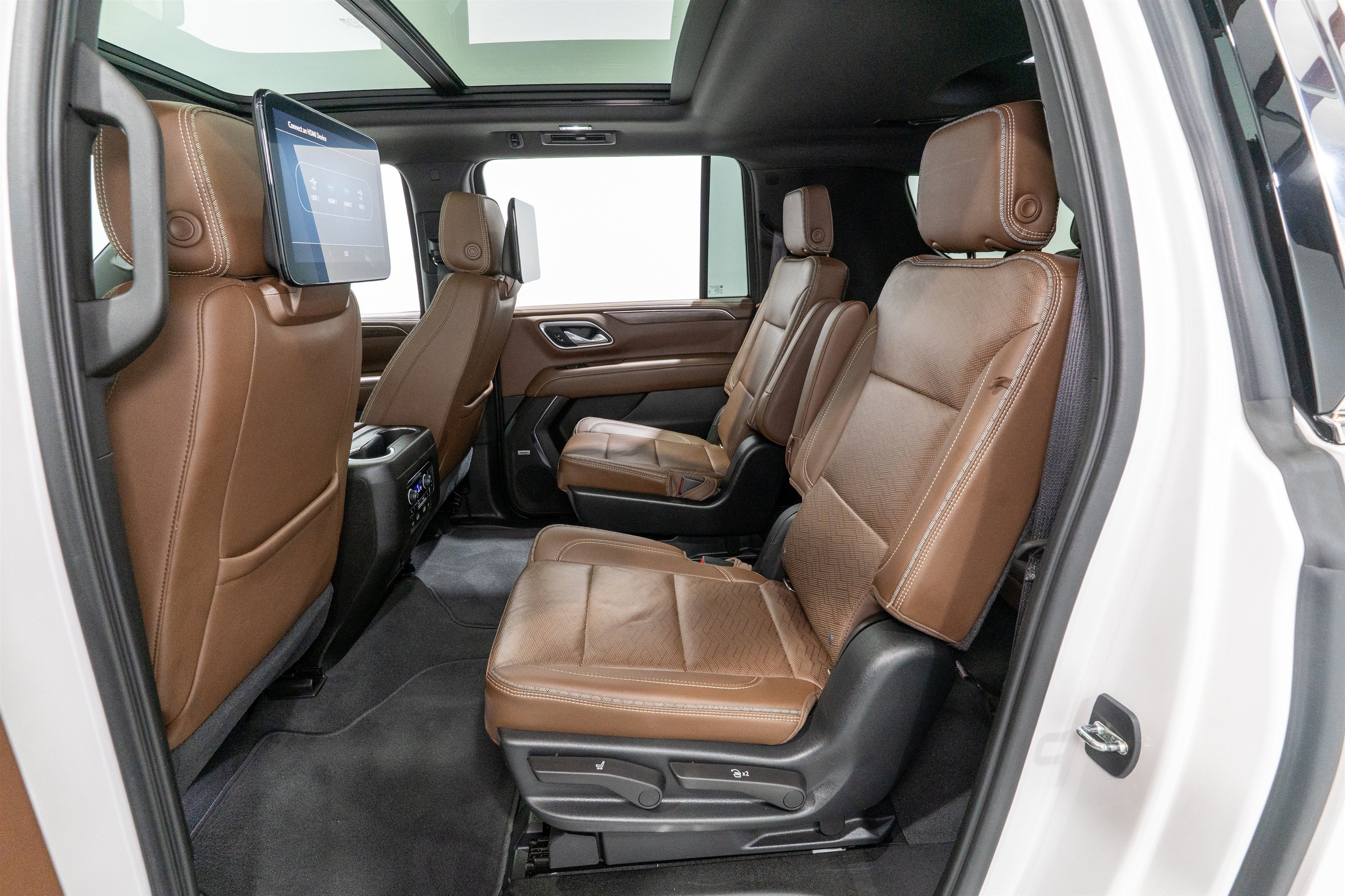 2021 Chevrolet Suburban High Country