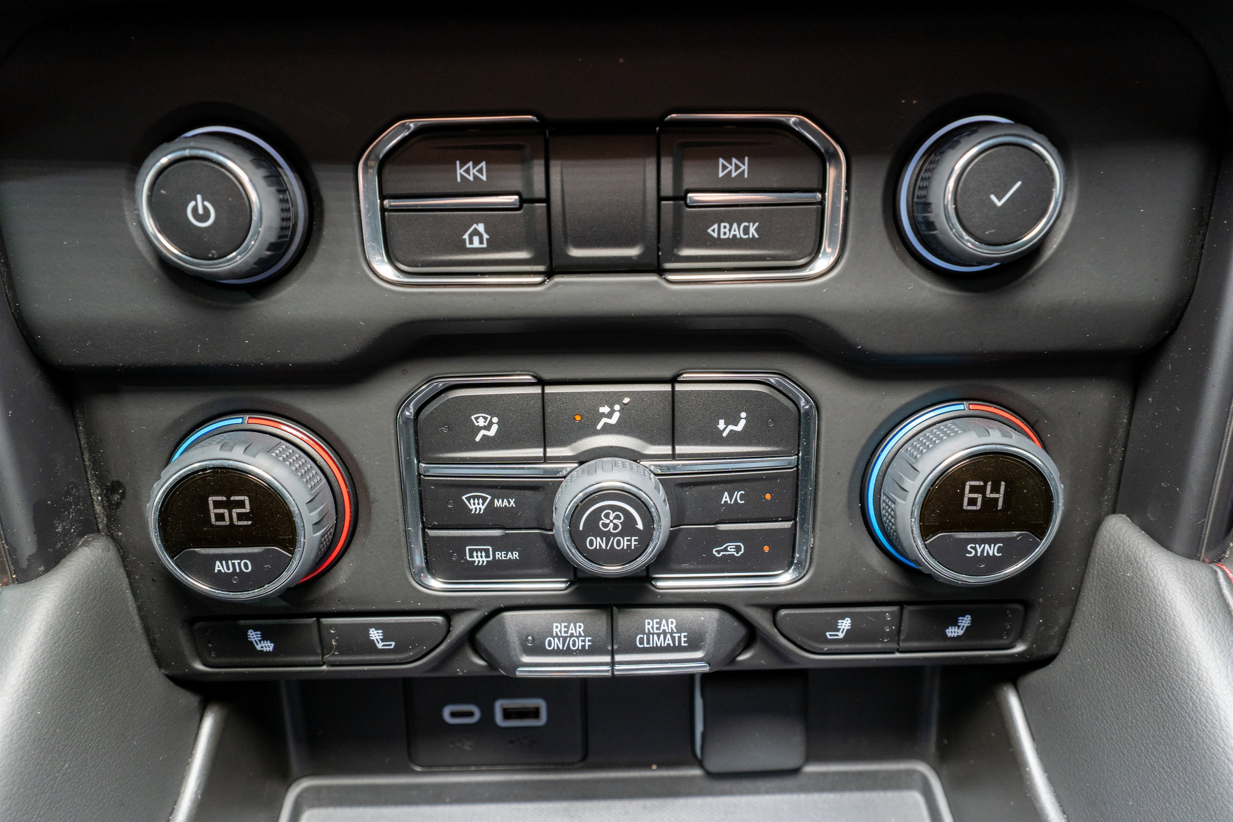 2023 Chevrolet Tahoe RST