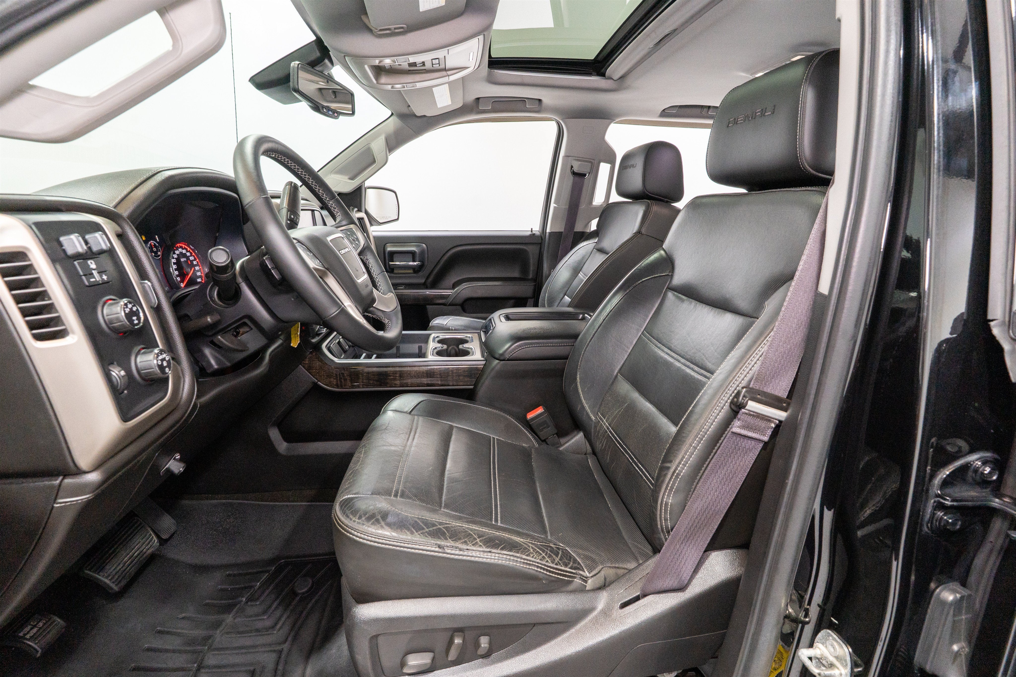 2015 GMC Sierra 2500HD Denali