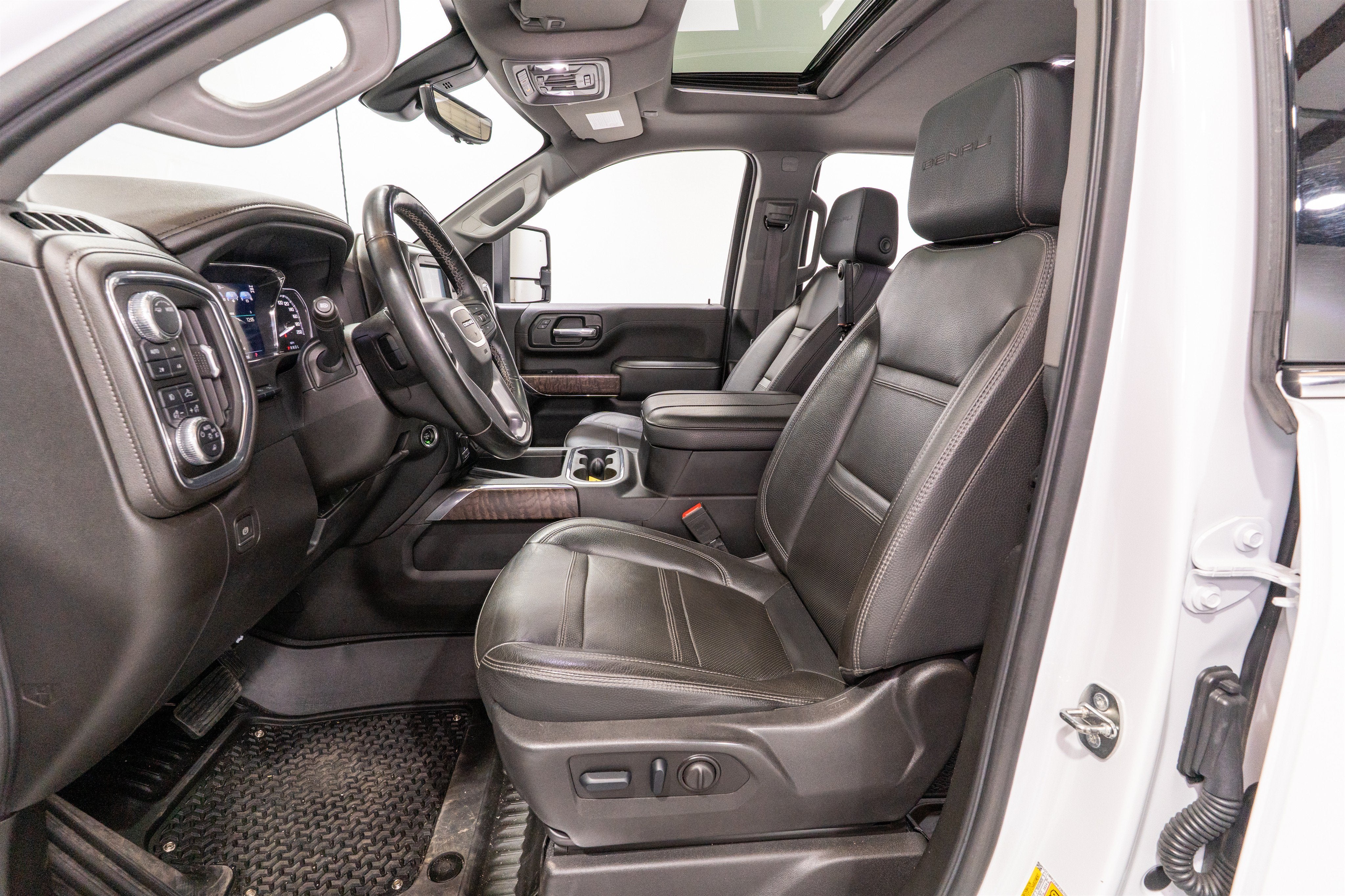 2023 GMC Sierra 2500HD Denali