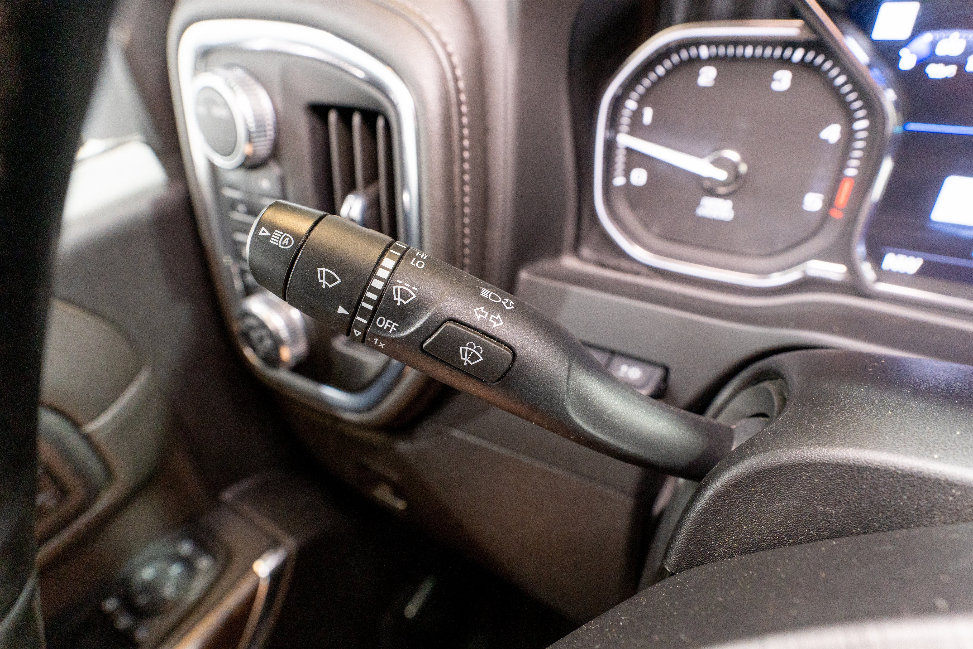 2023 GMC Sierra 2500HD Denali
