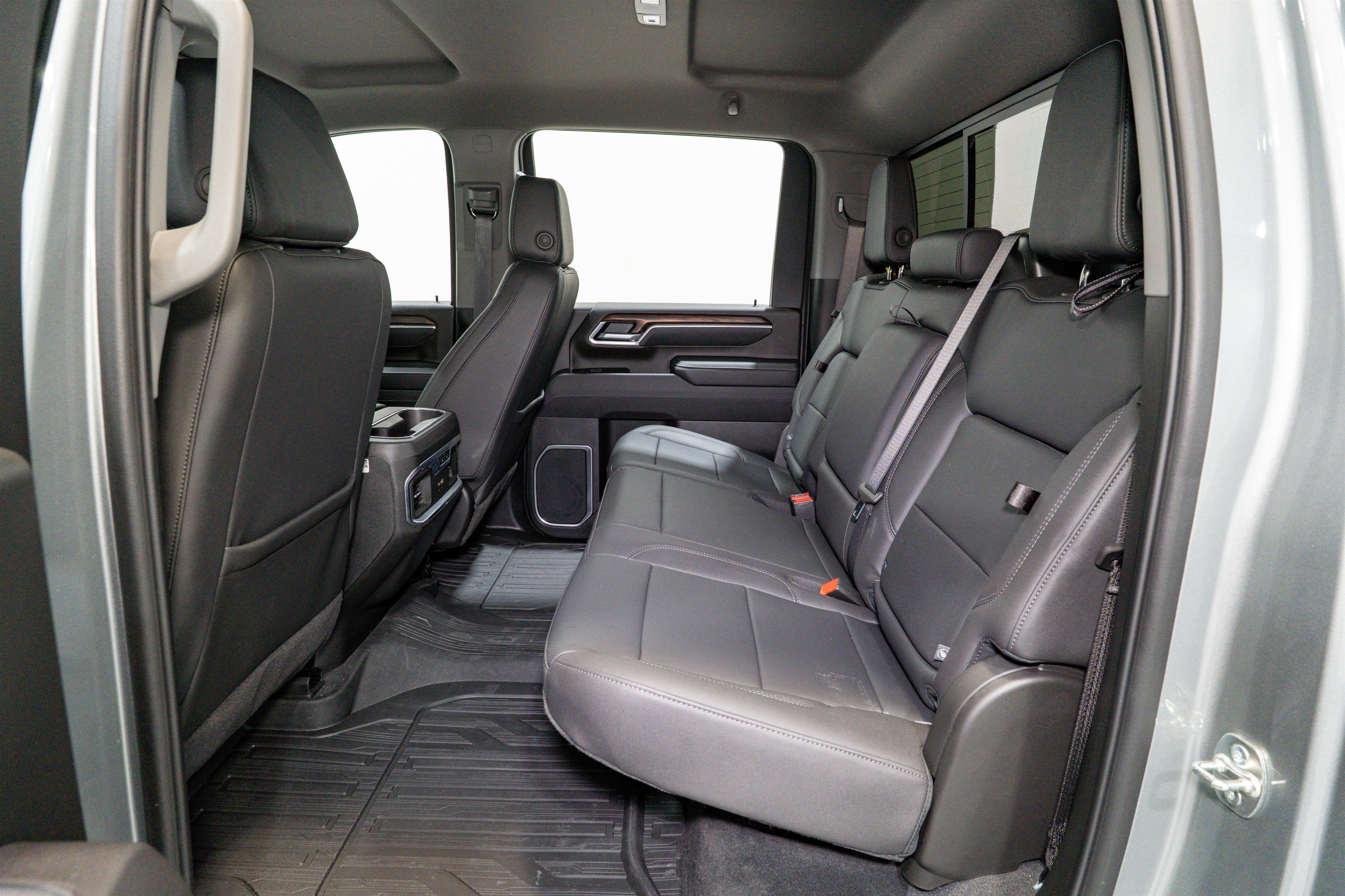 2025 GMC Sierra 2500HD SLT