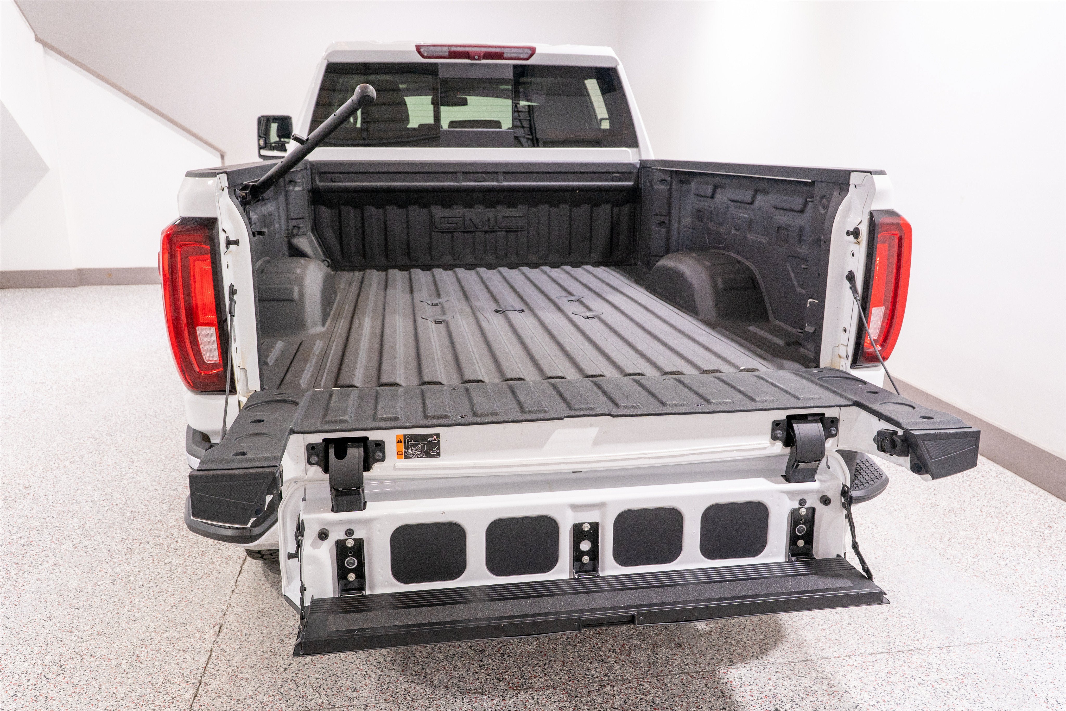 2023 GMC Sierra 2500HD SLT