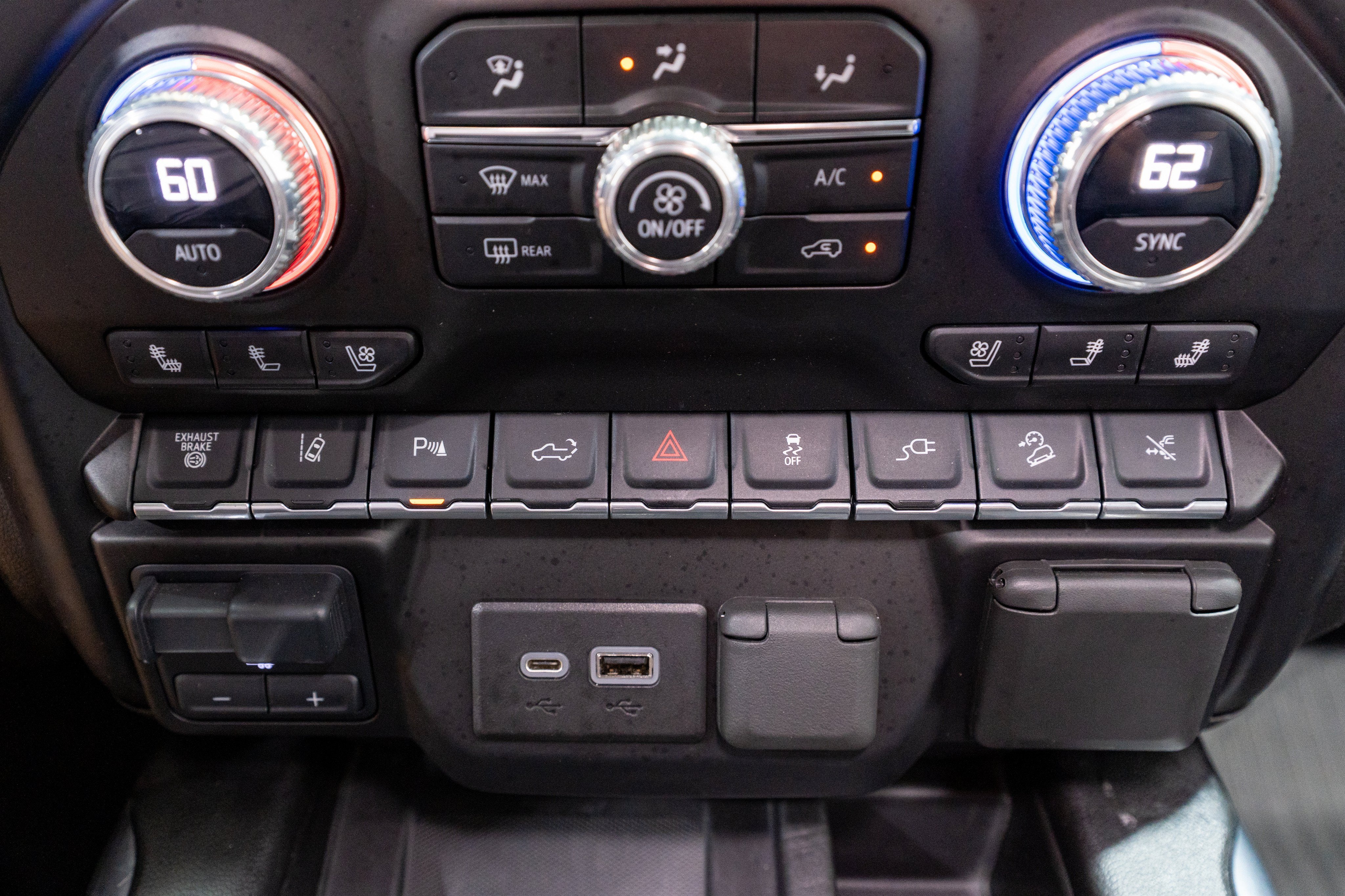 2023 GMC Sierra 2500HD AT4