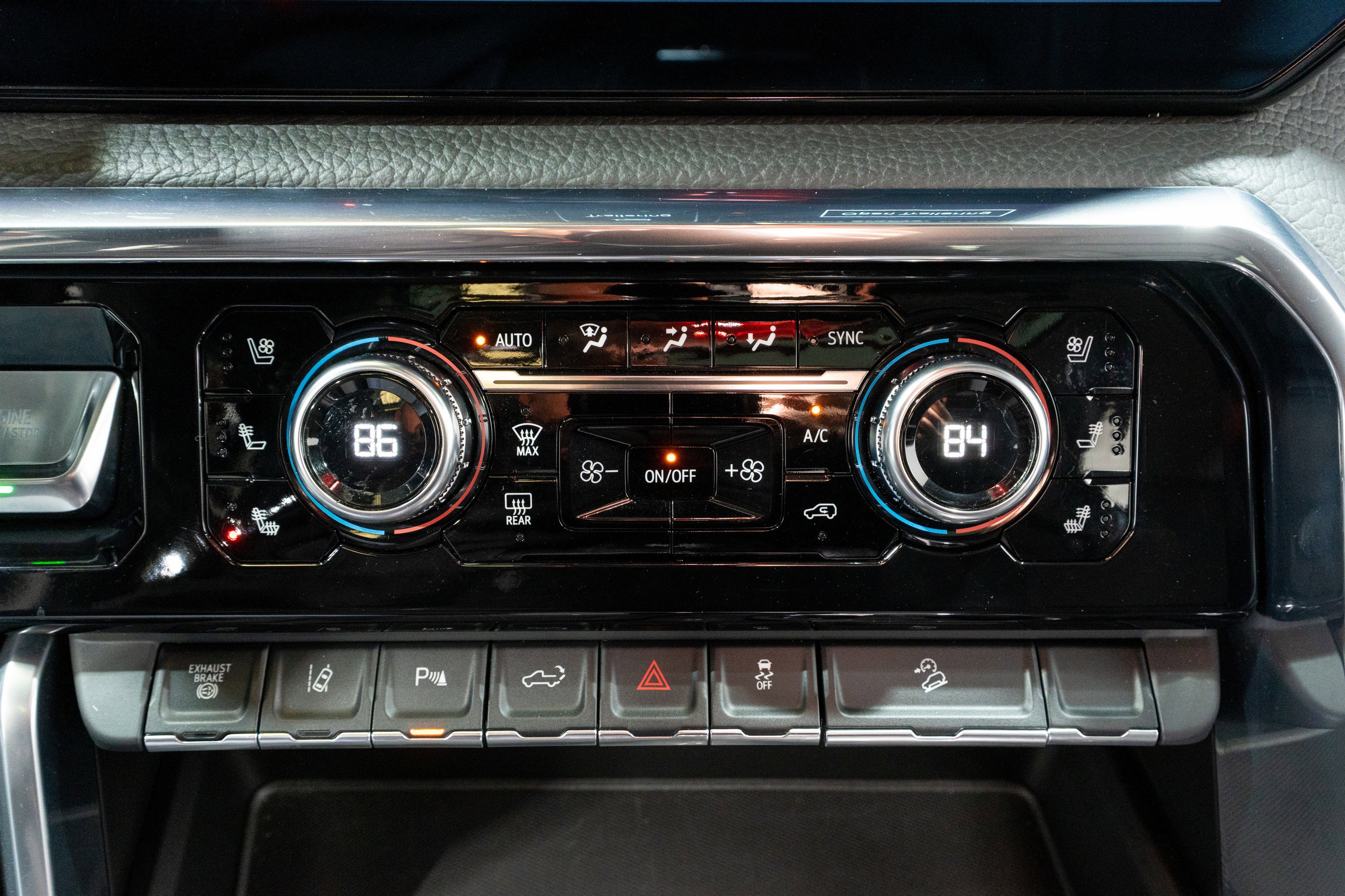 2024 GMC Sierra 2500HD Denali