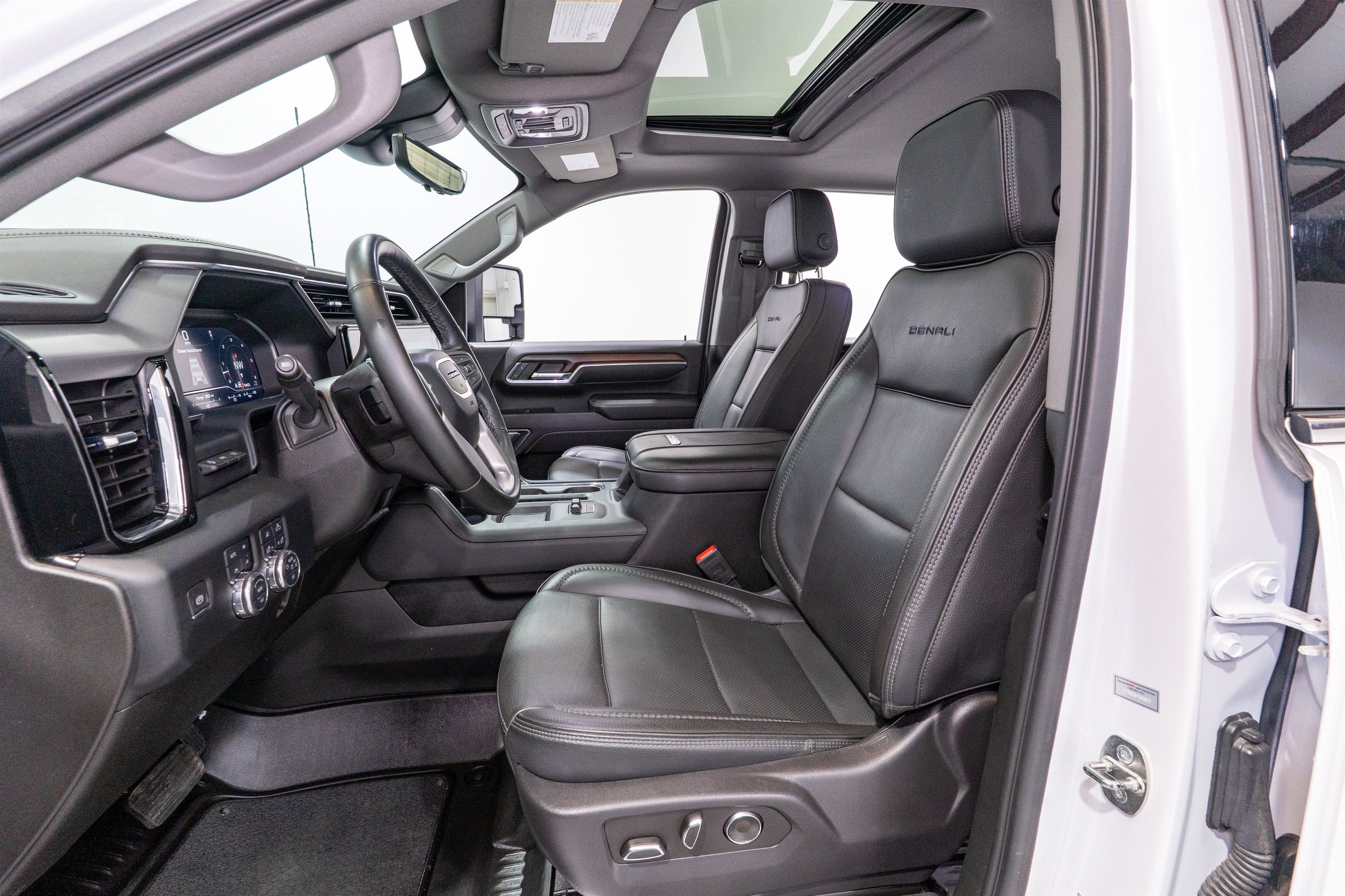 2024 GMC Sierra 2500HD Denali