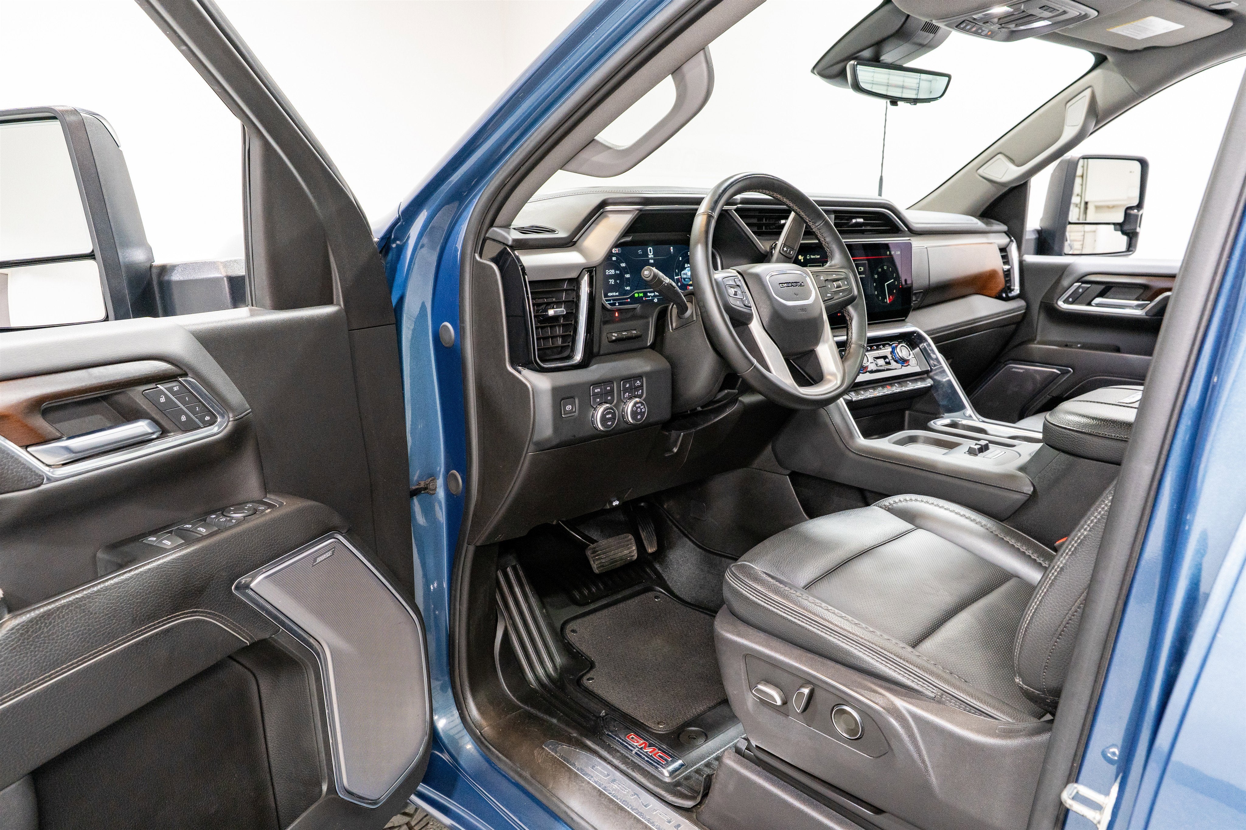 2024 GMC Sierra 3500HD Denali