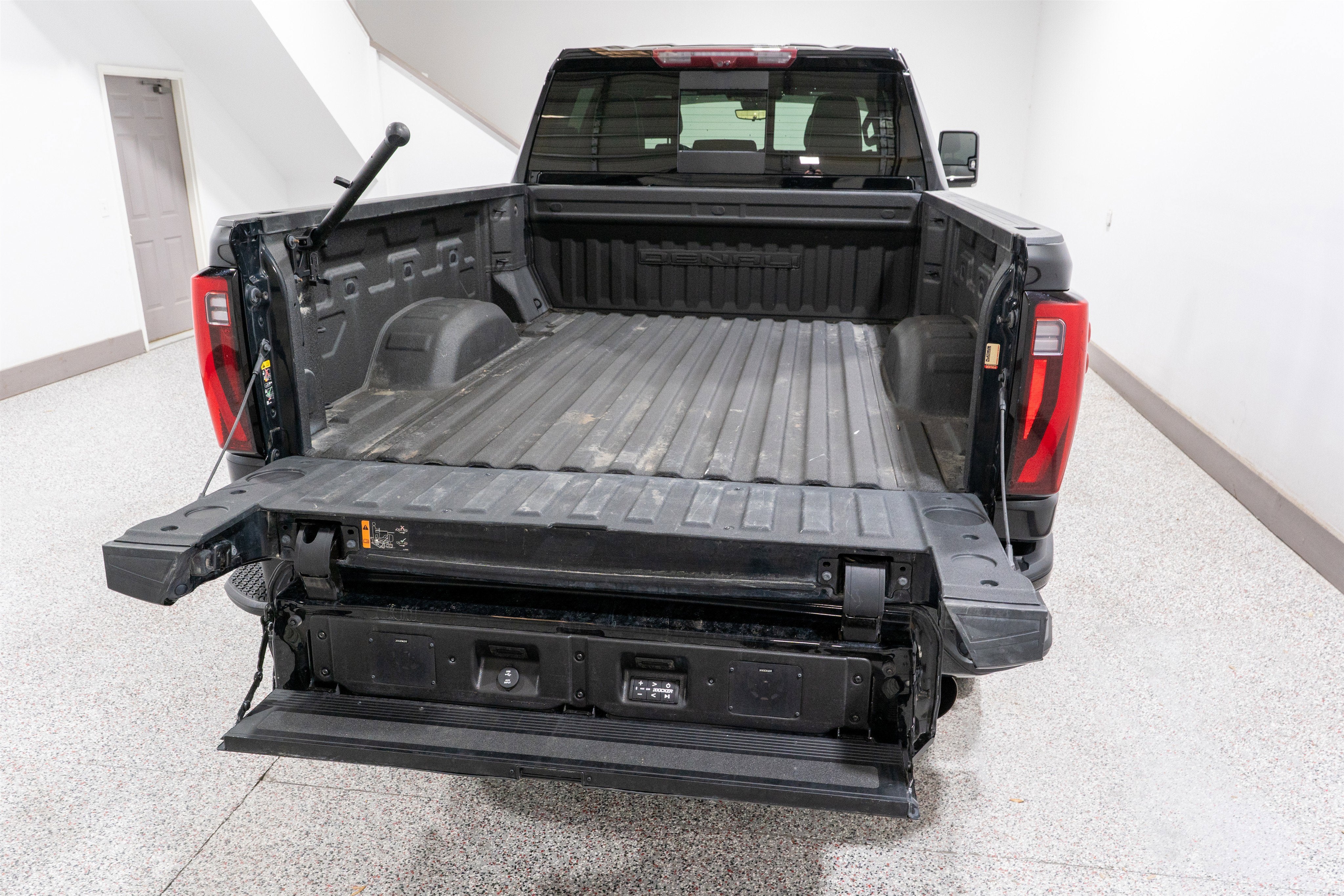 2024 GMC Sierra 2500HD Denali Ultimate