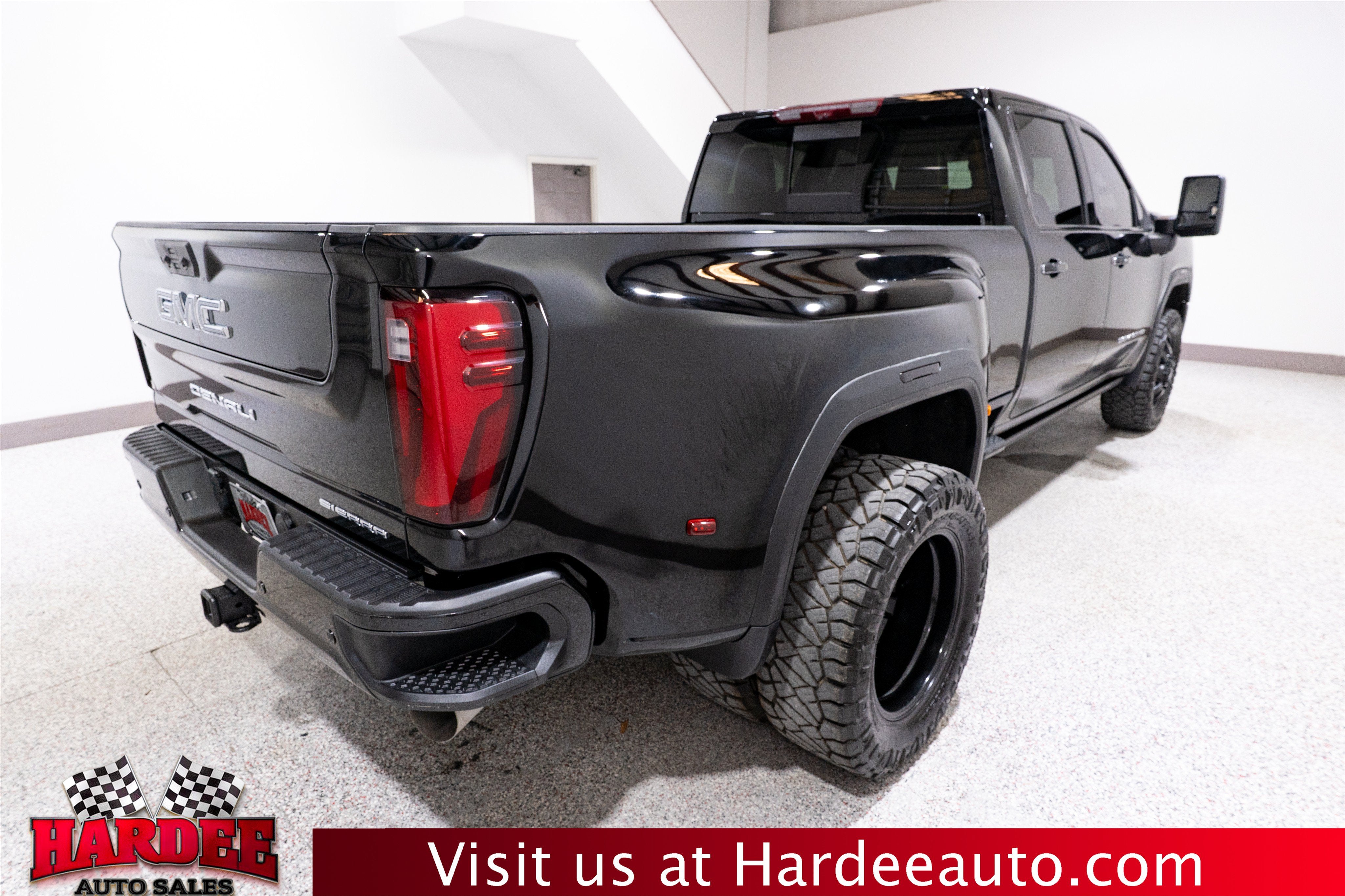 2024 GMC Sierra 3500HD Denali Ultimate