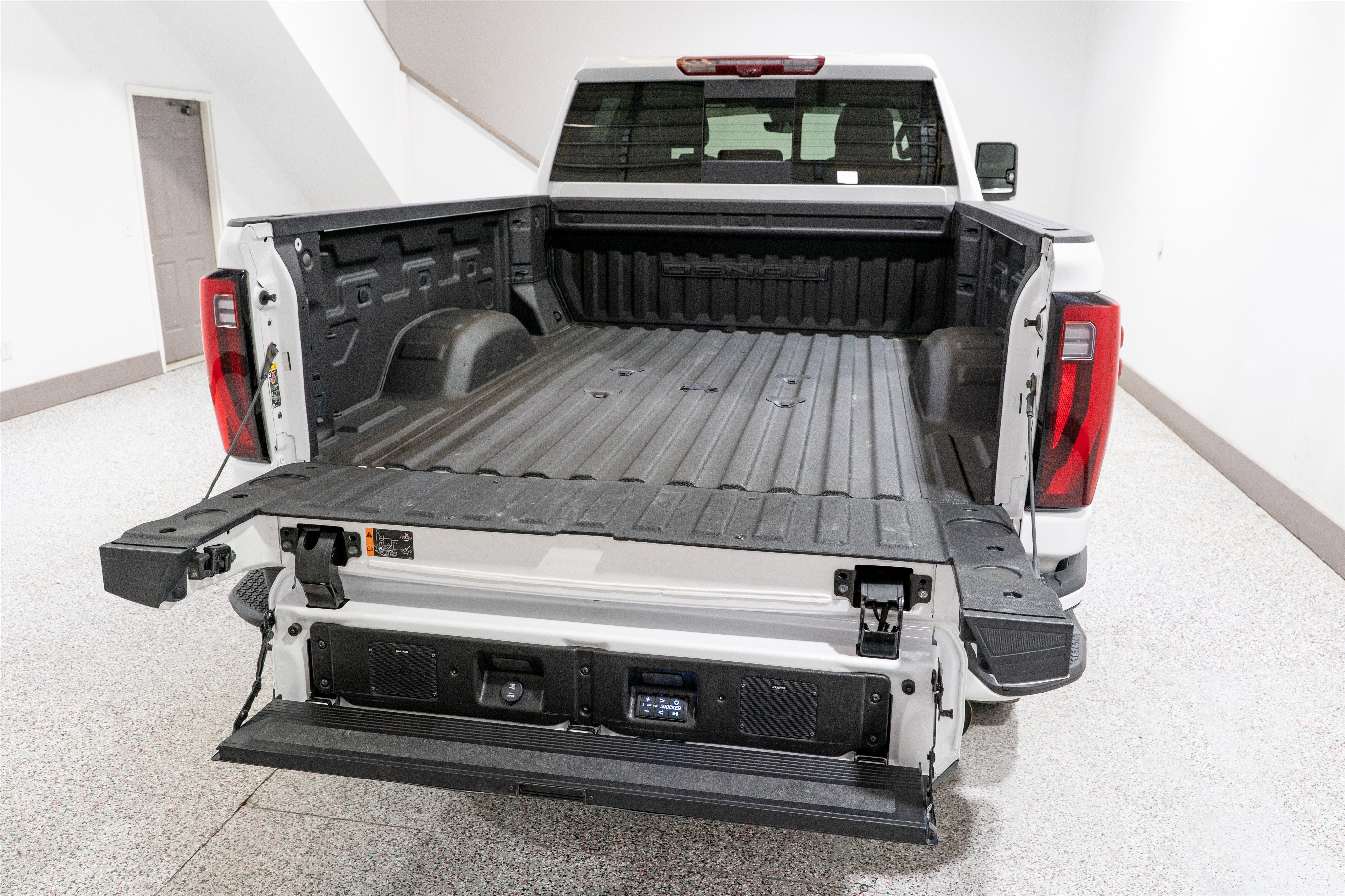 2024 GMC Sierra 3500HD Denali Ultimate