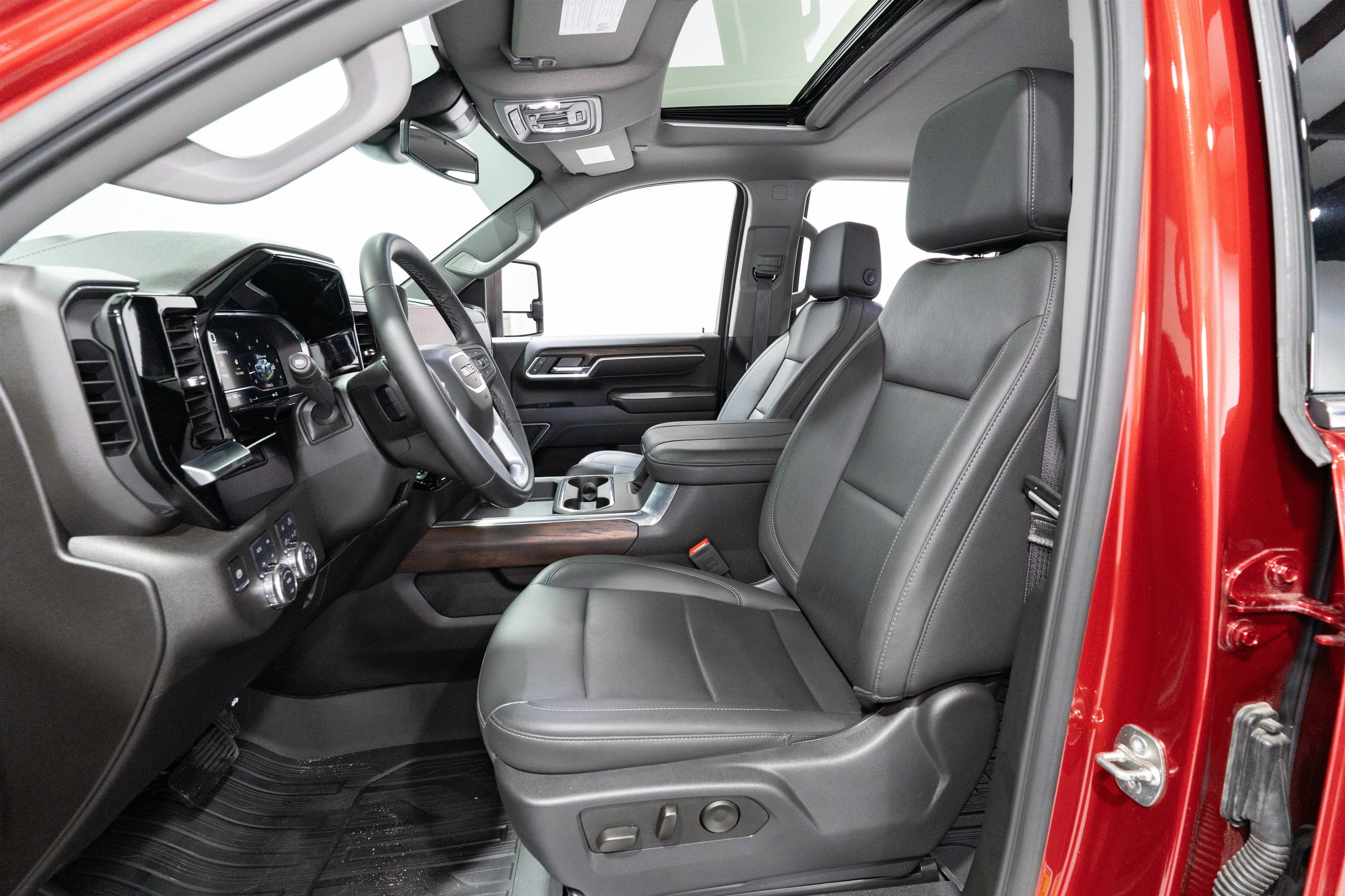 2025 GMC Sierra 2500HD SLT