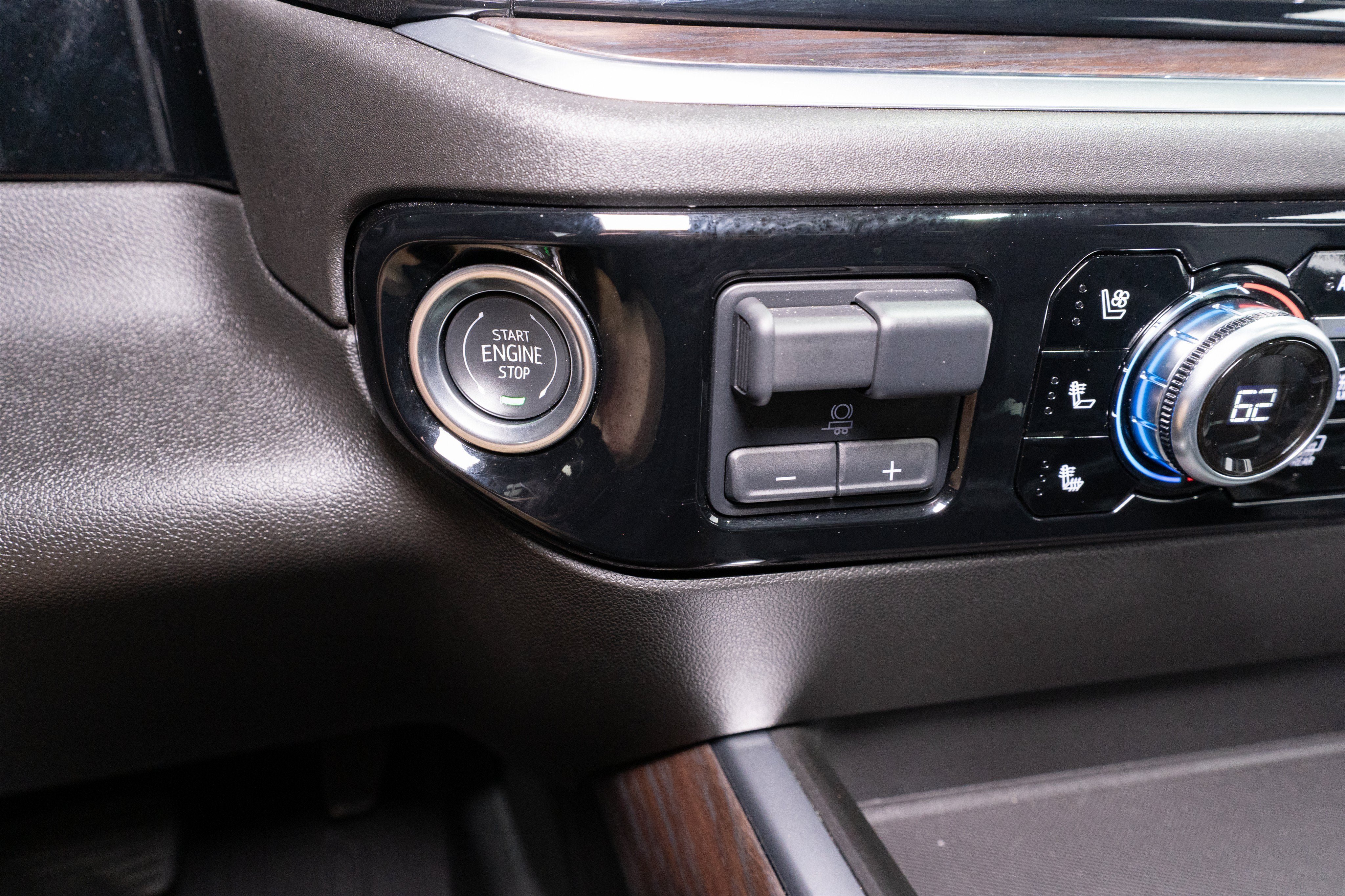 2025 GMC Sierra 2500HD SLT