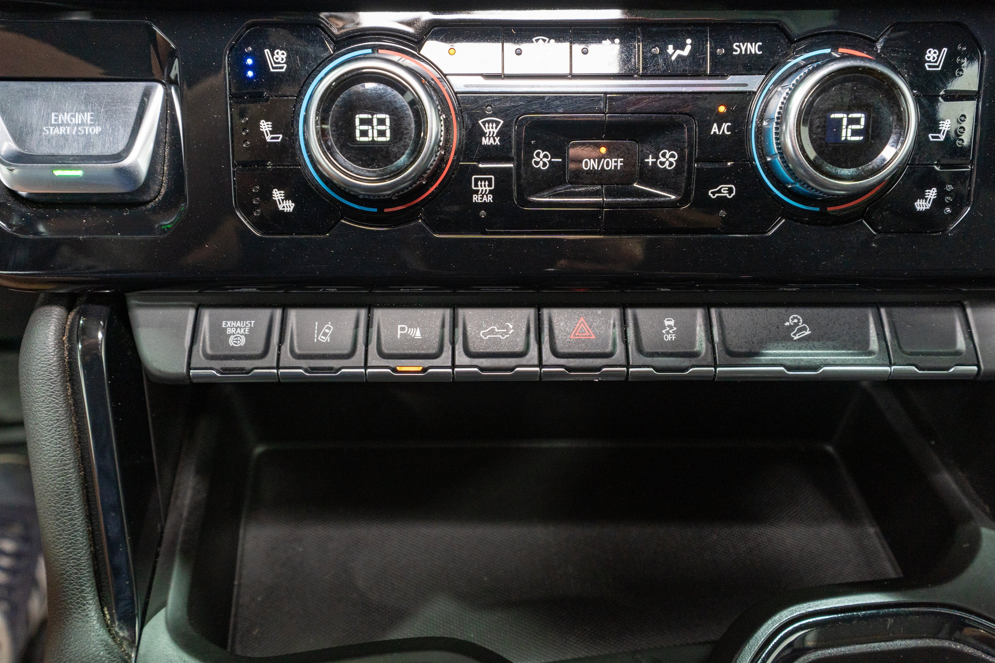 2025 GMC Sierra 2500HD AT4