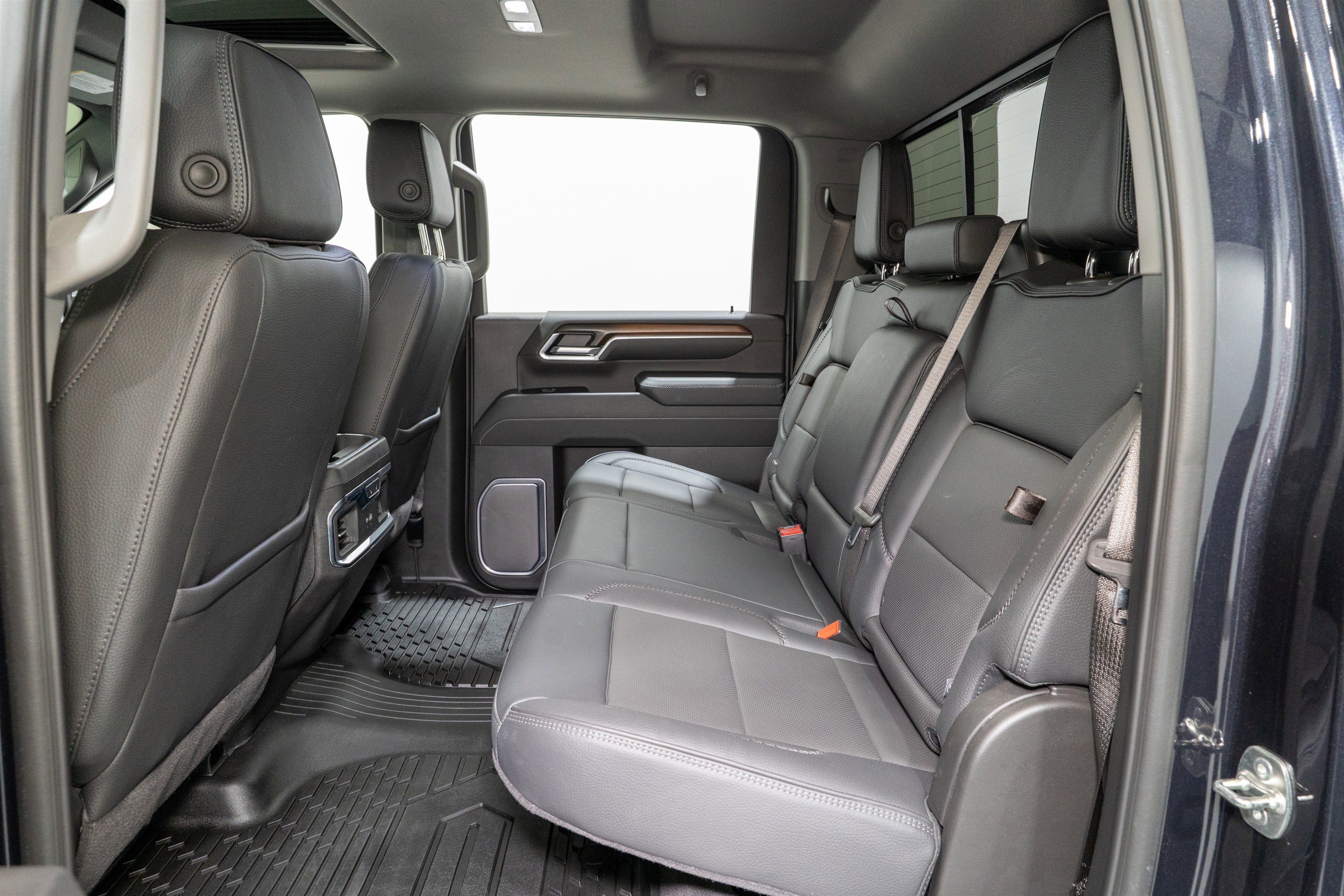 2025 GMC Sierra 2500HD Denali