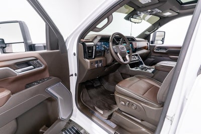 2025 GMC Sierra 2500HD Denali