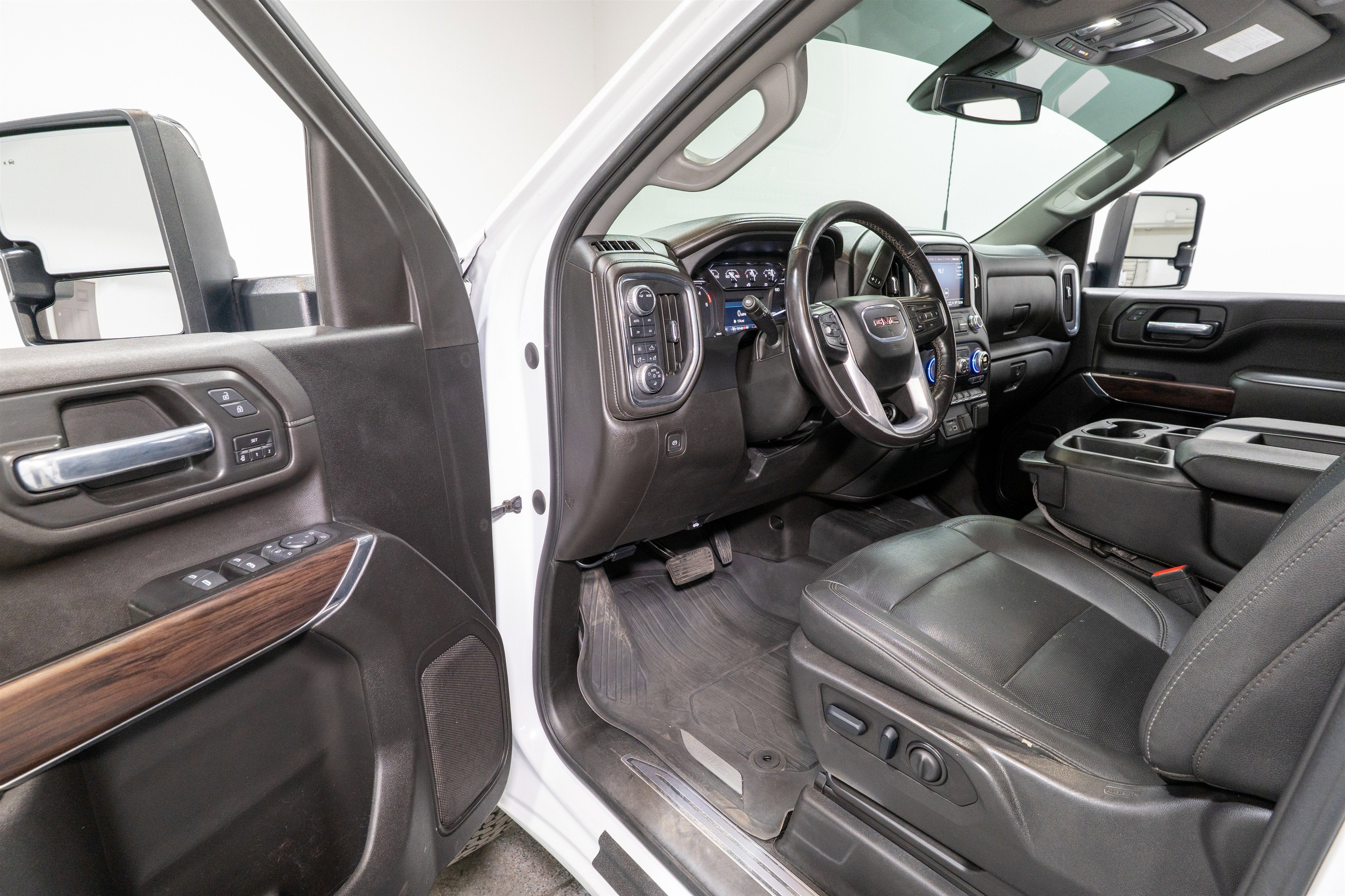 2022 GMC Sierra 2500HD SLT