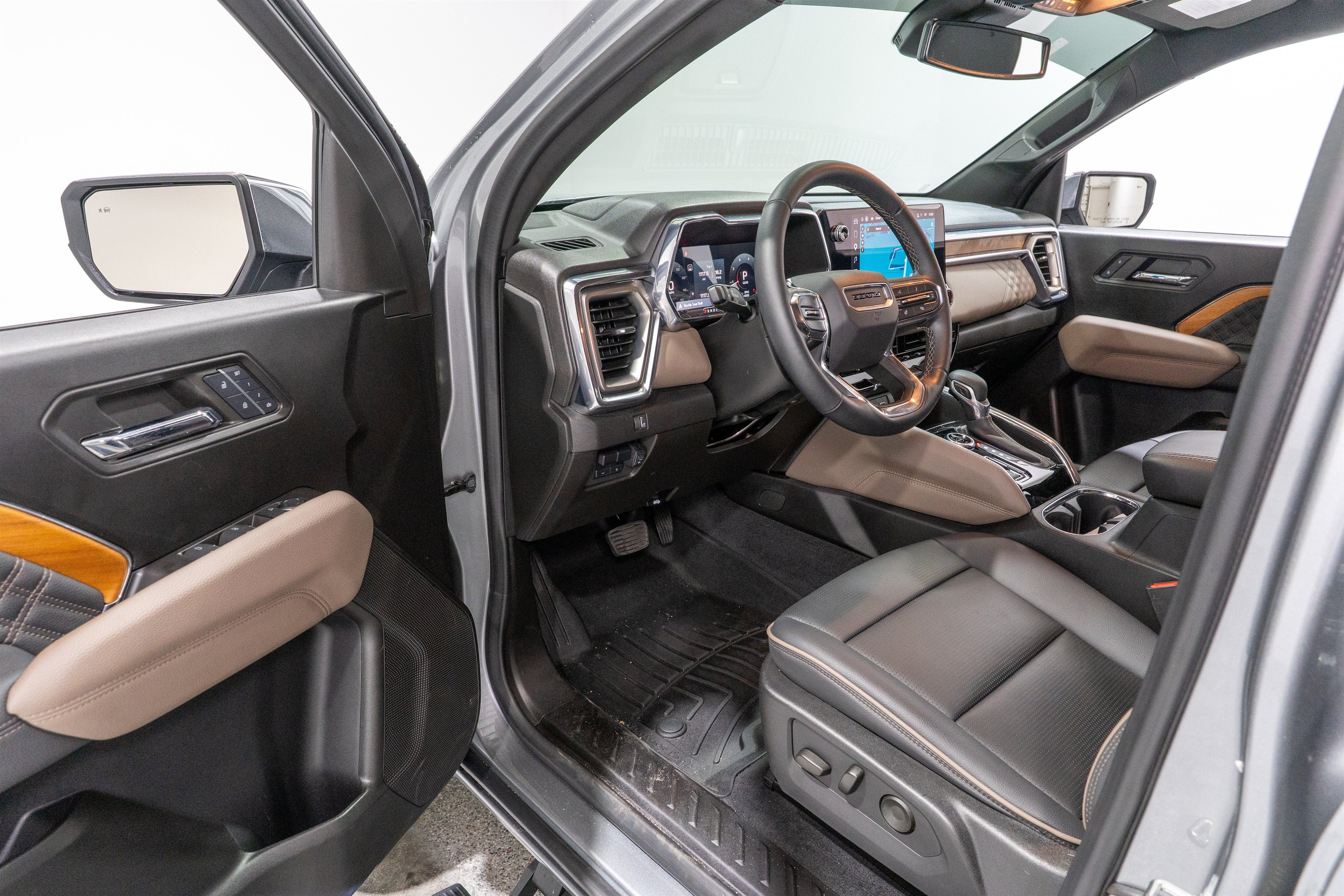 2024 GMC Canyon 4WD Denali