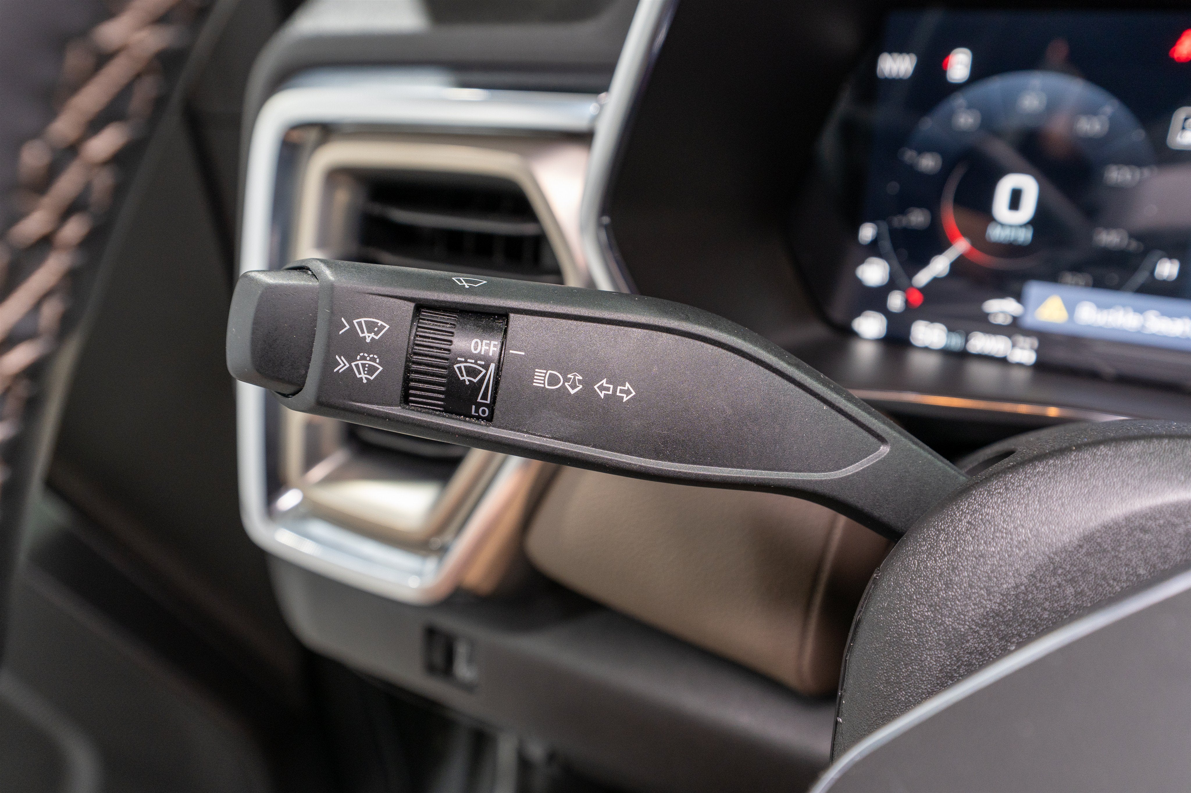 2024 GMC Canyon 4WD Denali