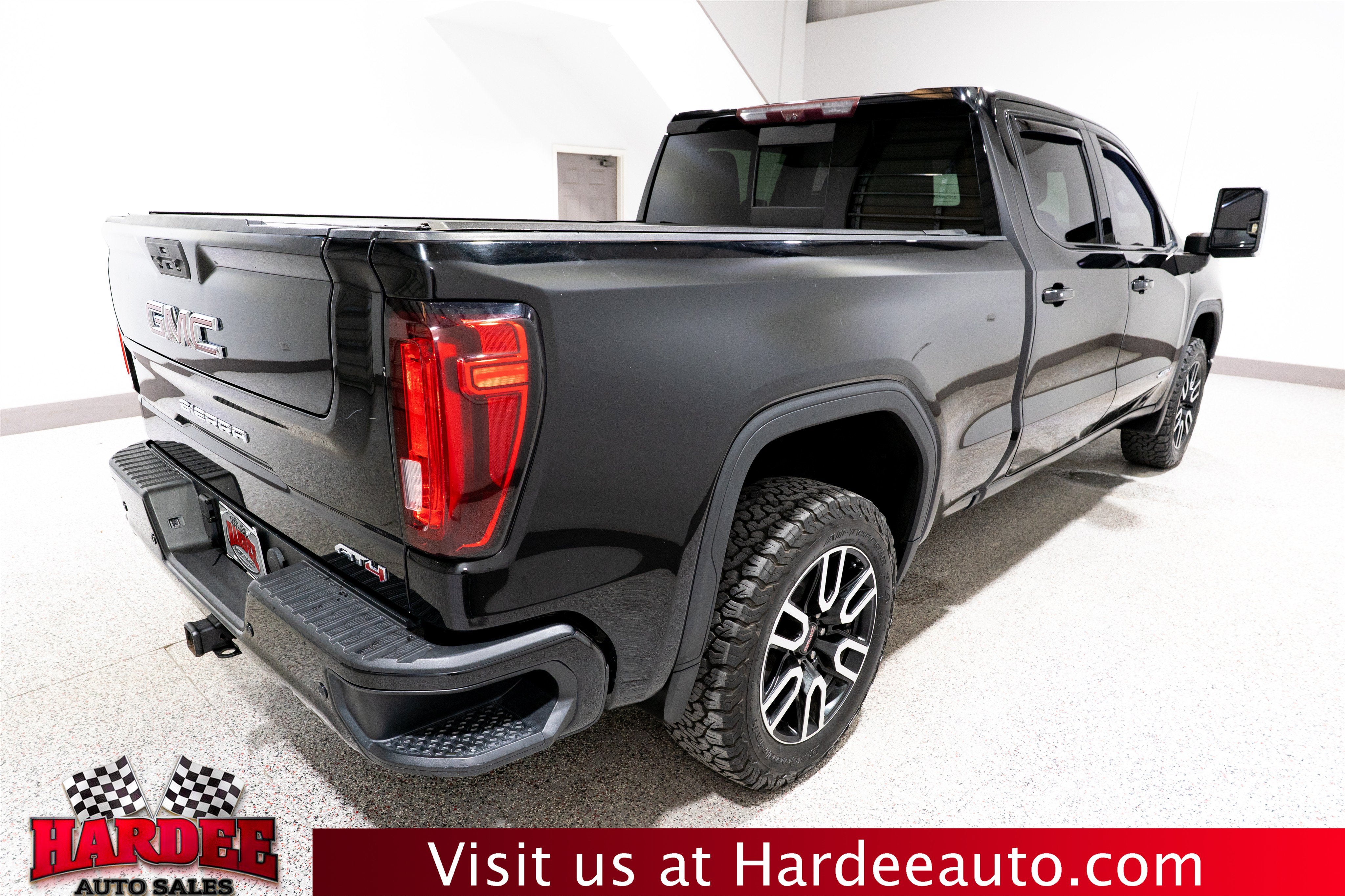 2021 GMC Sierra 1500 AT4