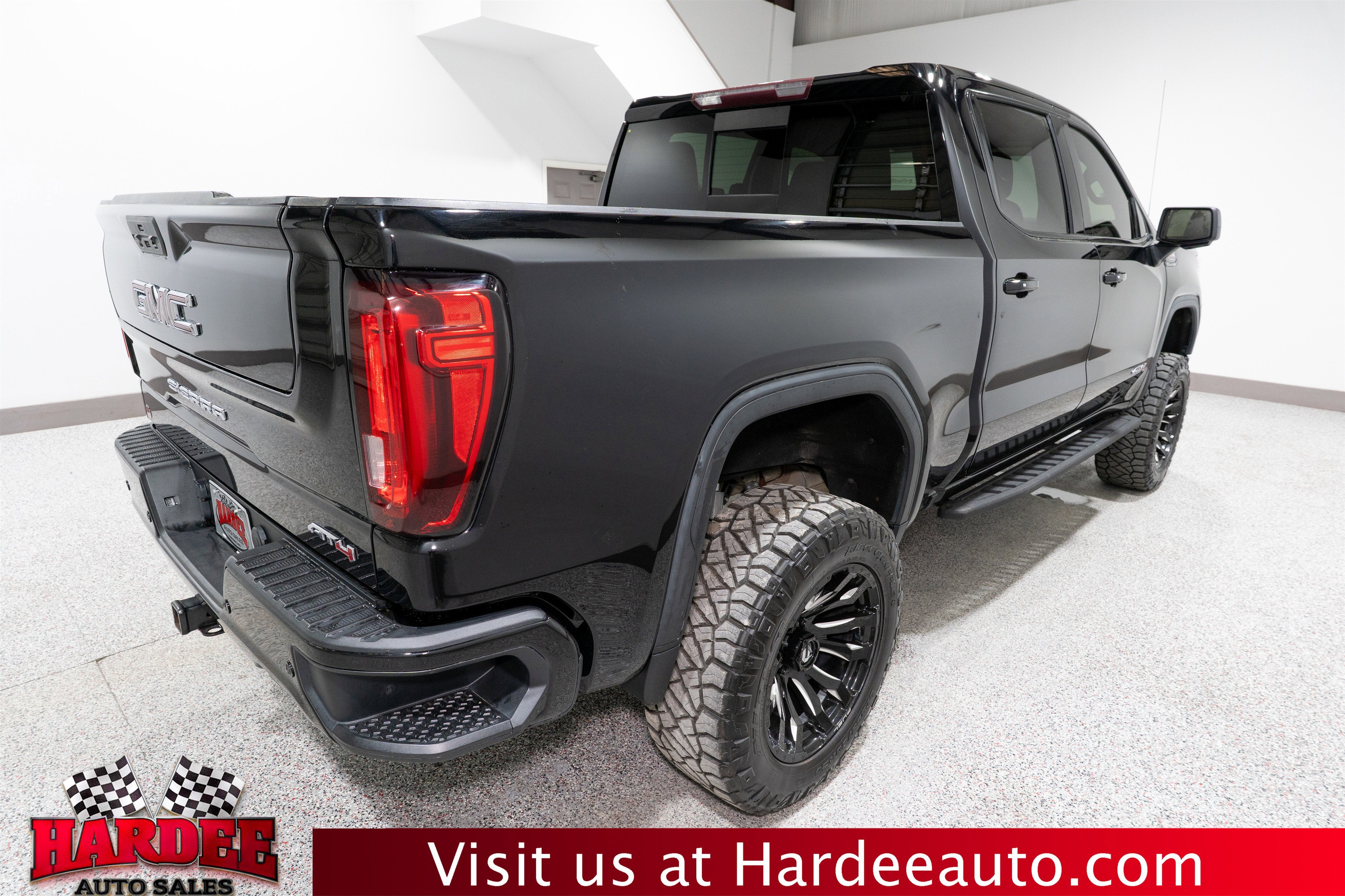 2021 GMC Sierra 1500 AT4