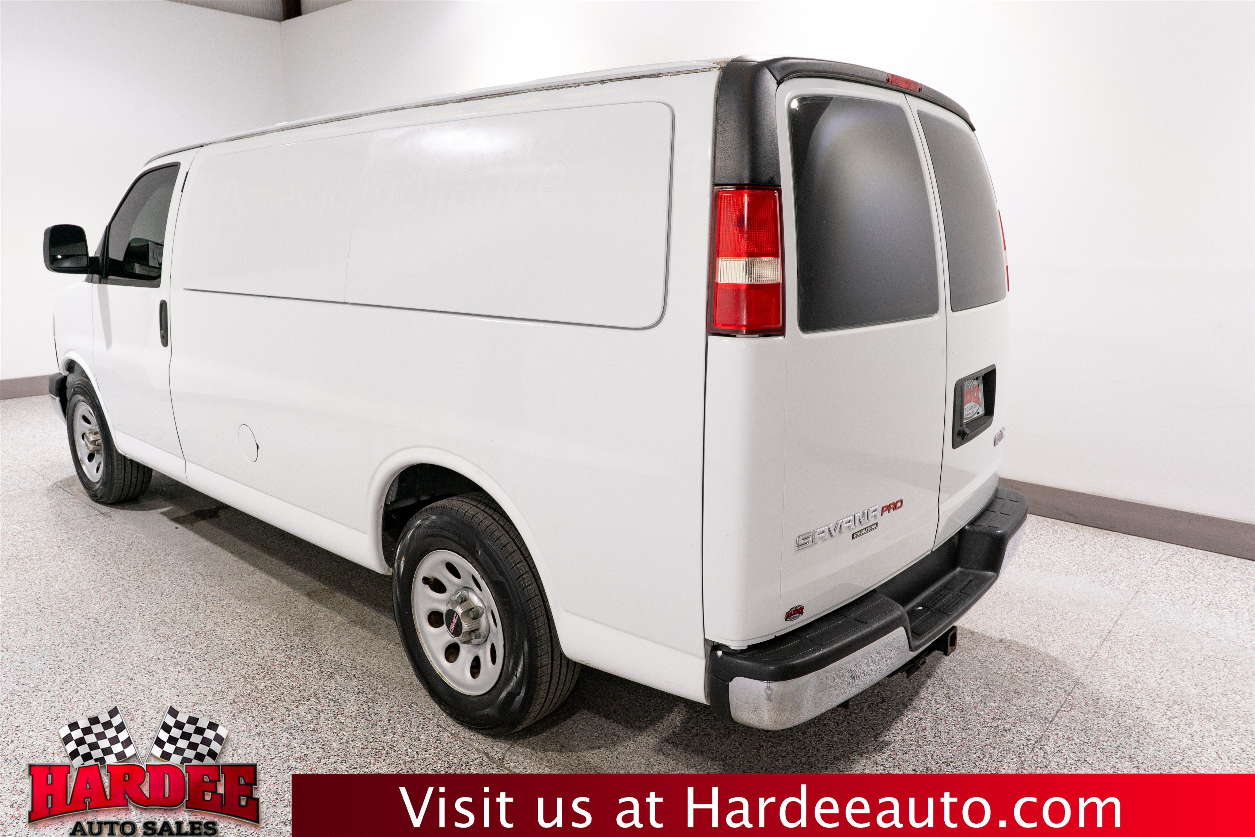 2014 GMC Savana Cargo Van Base