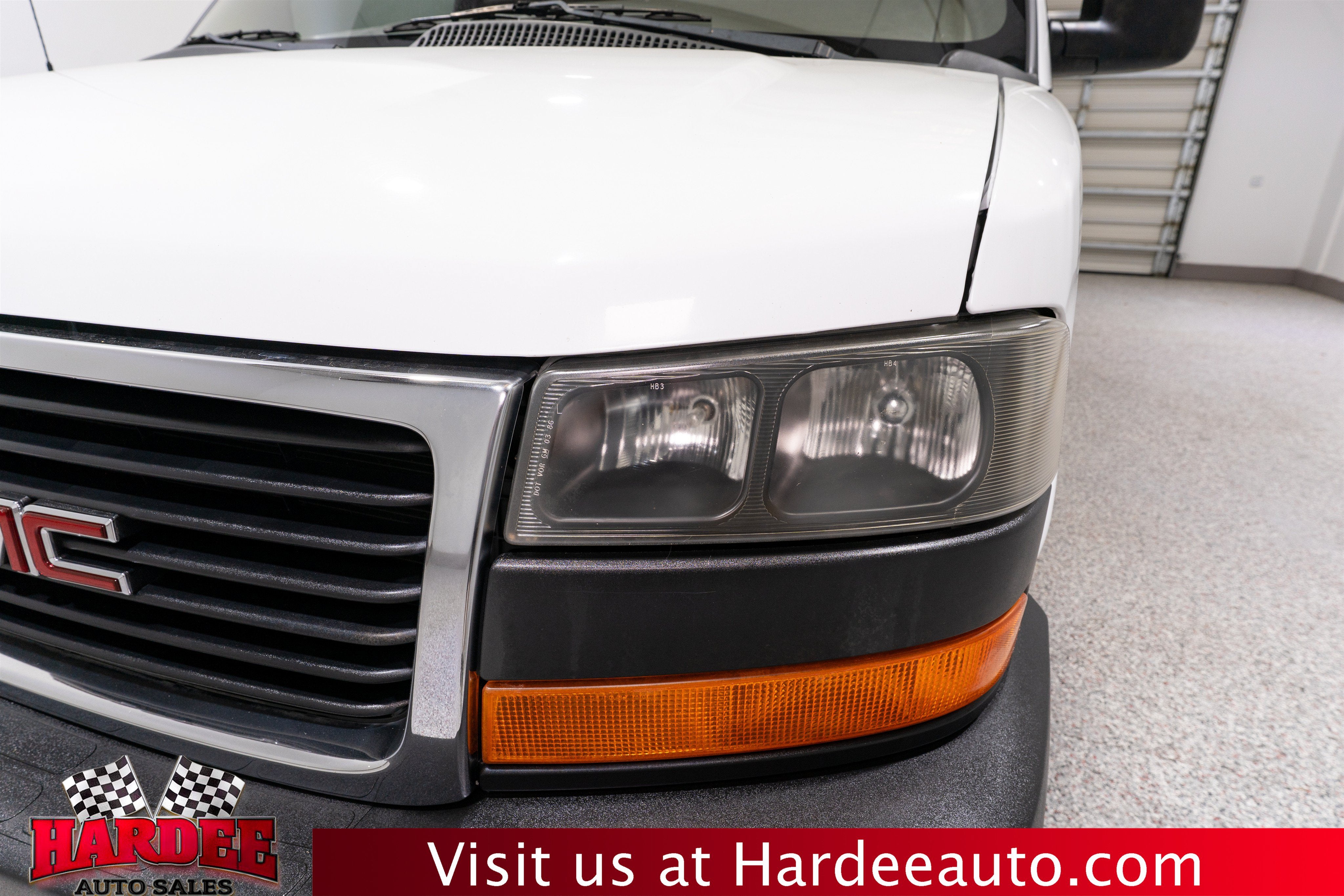 2014 GMC Savana Cargo Van Base