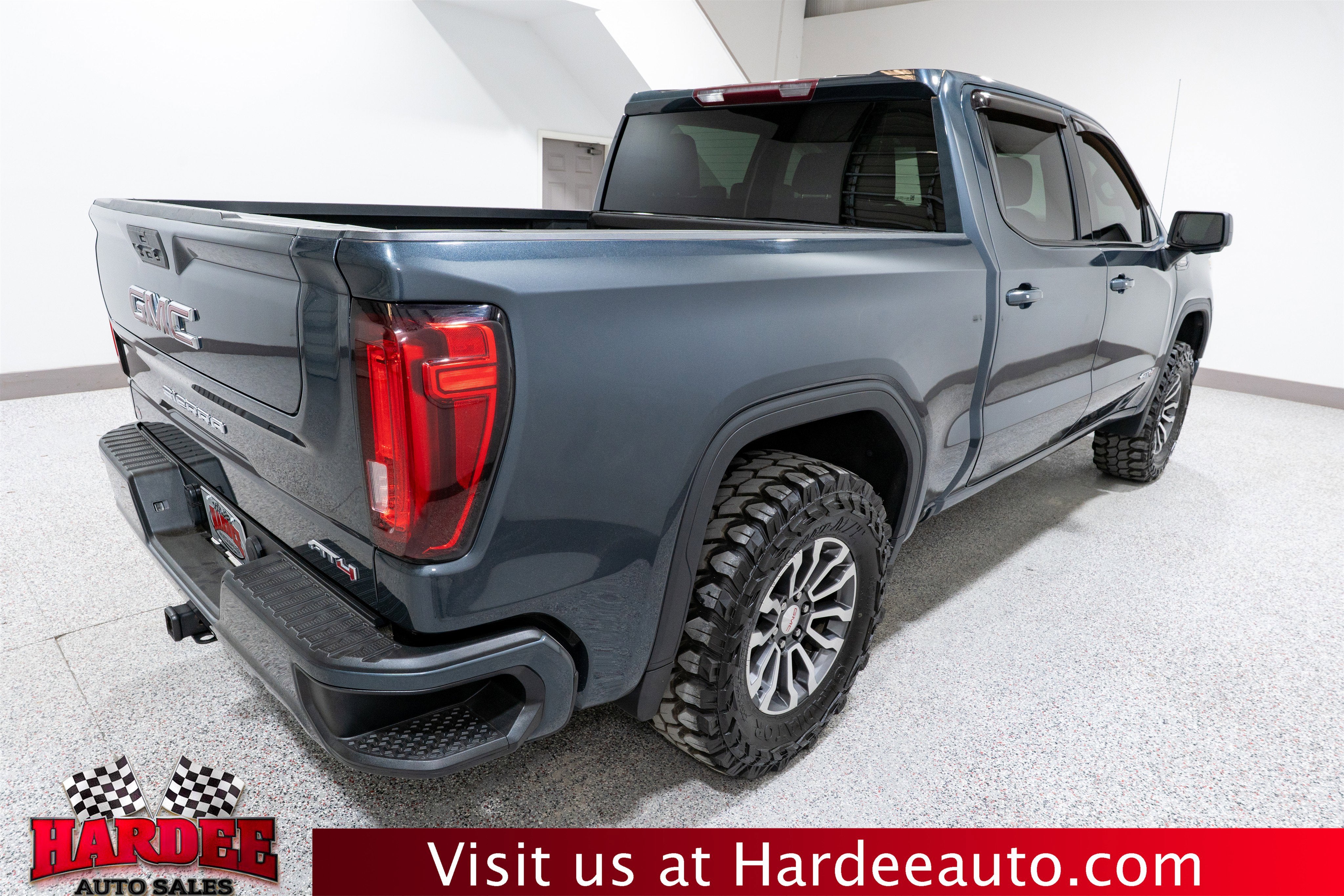 2021 GMC Sierra 1500 AT4