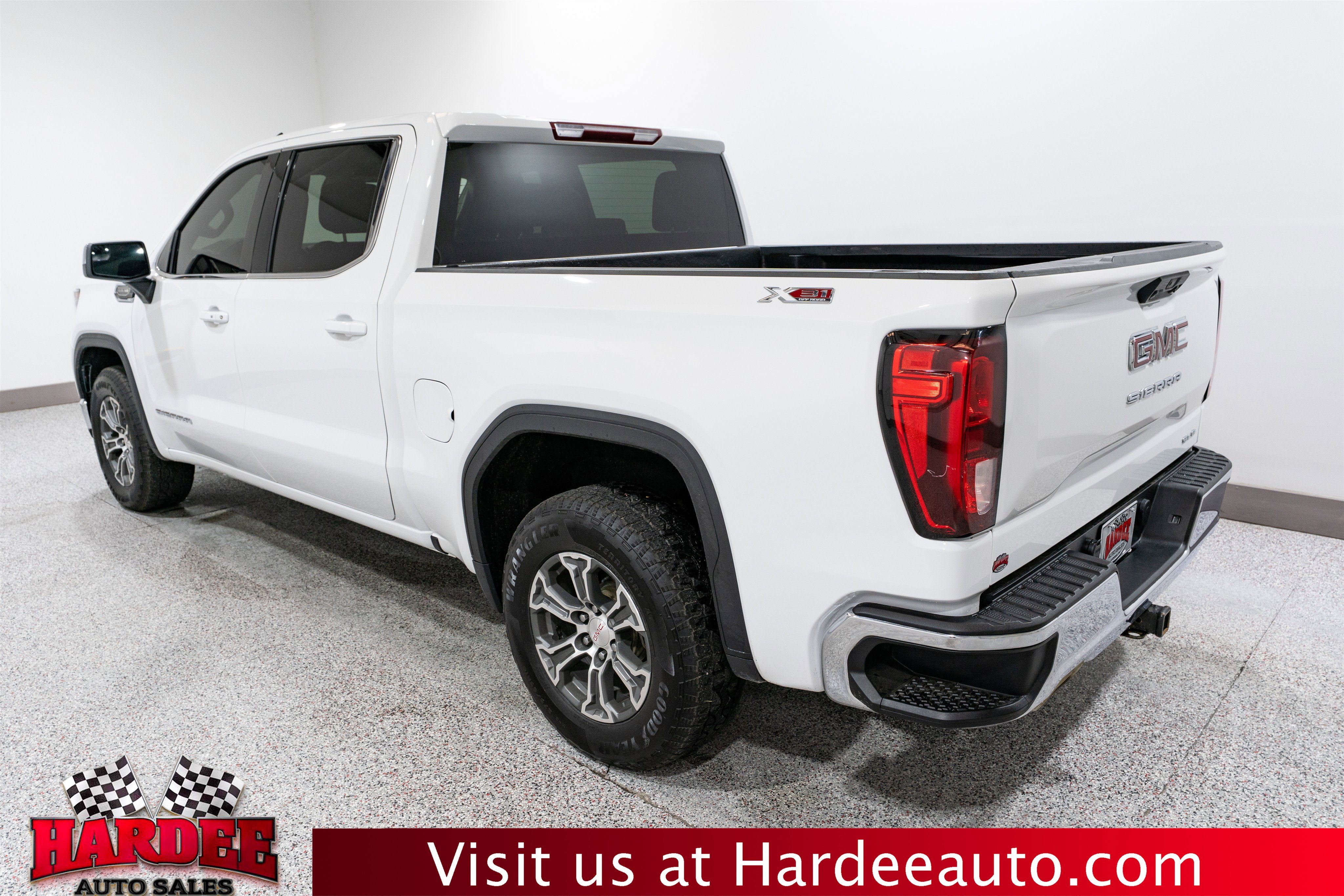 2023 GMC Sierra 1500 SLE