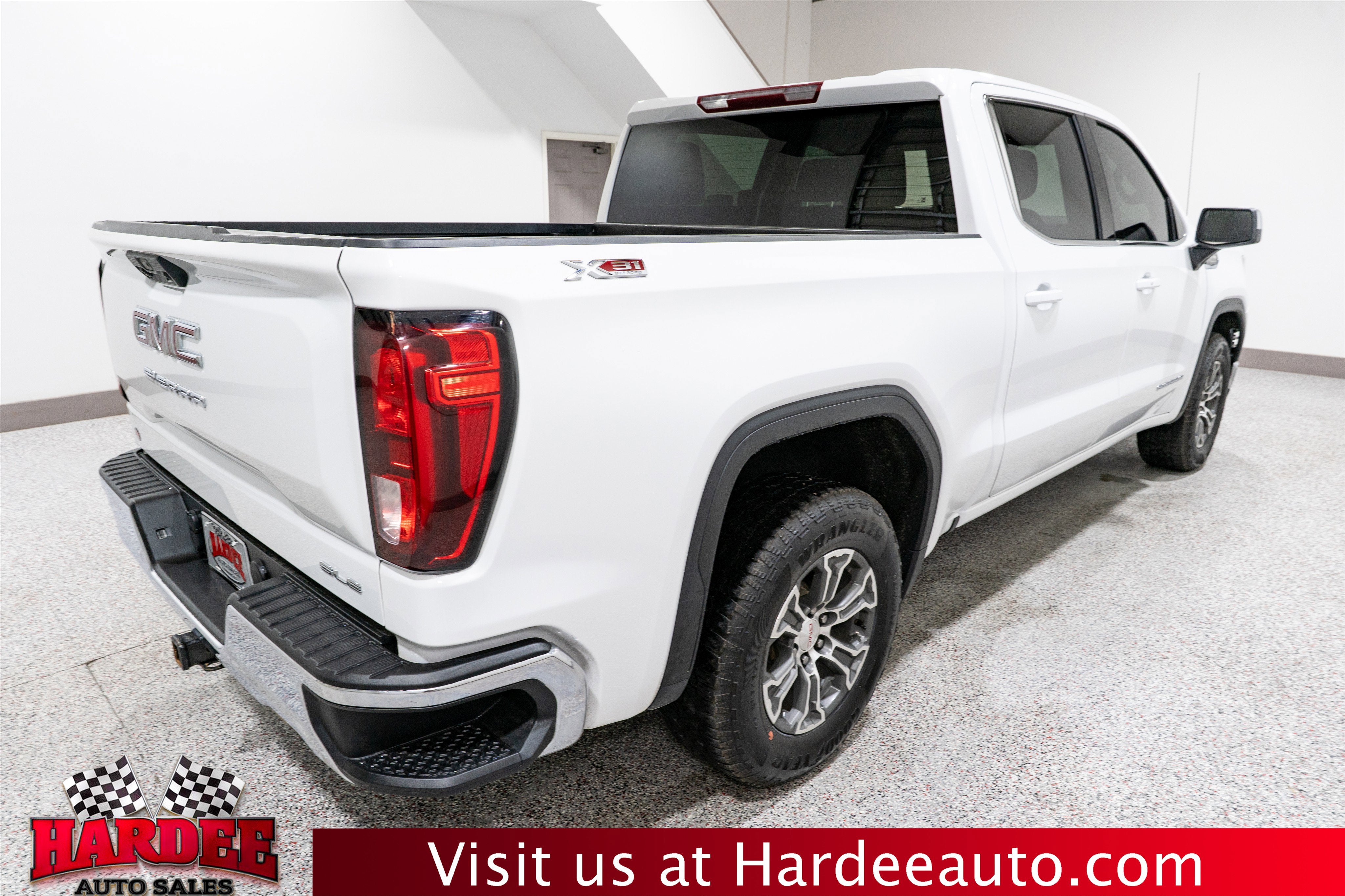 2023 GMC Sierra 1500 SLE