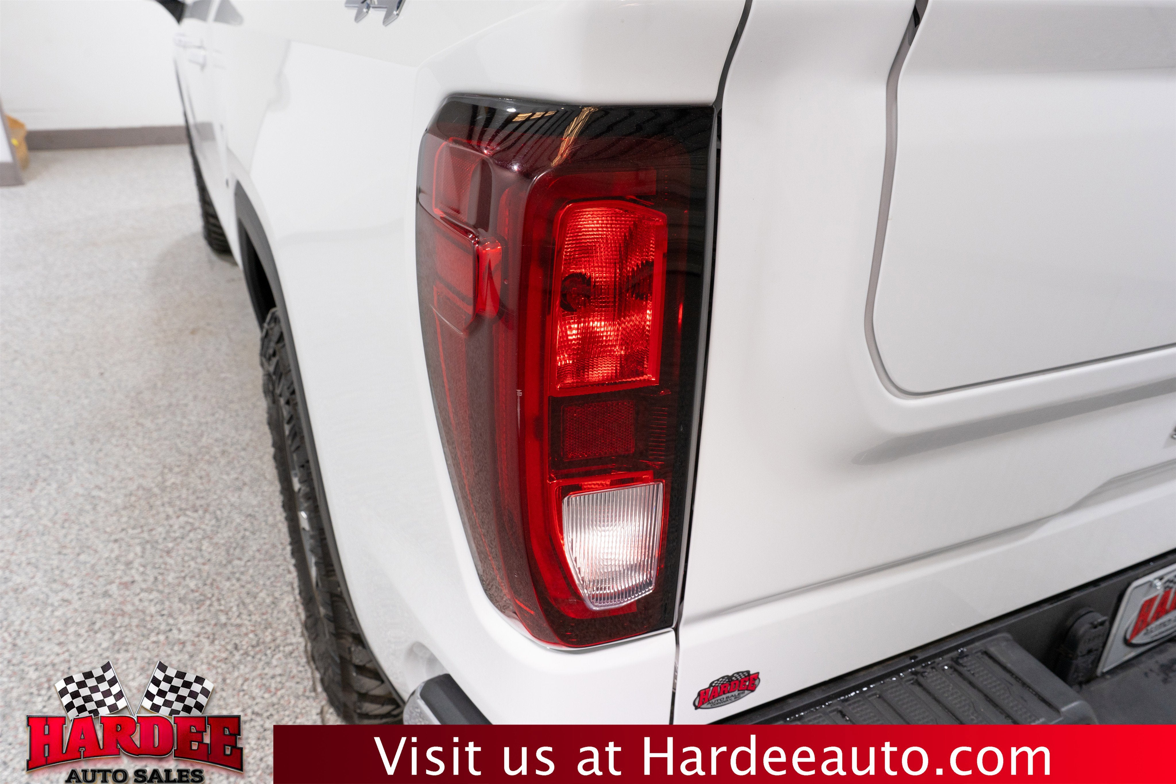 2023 GMC Sierra 1500 SLE