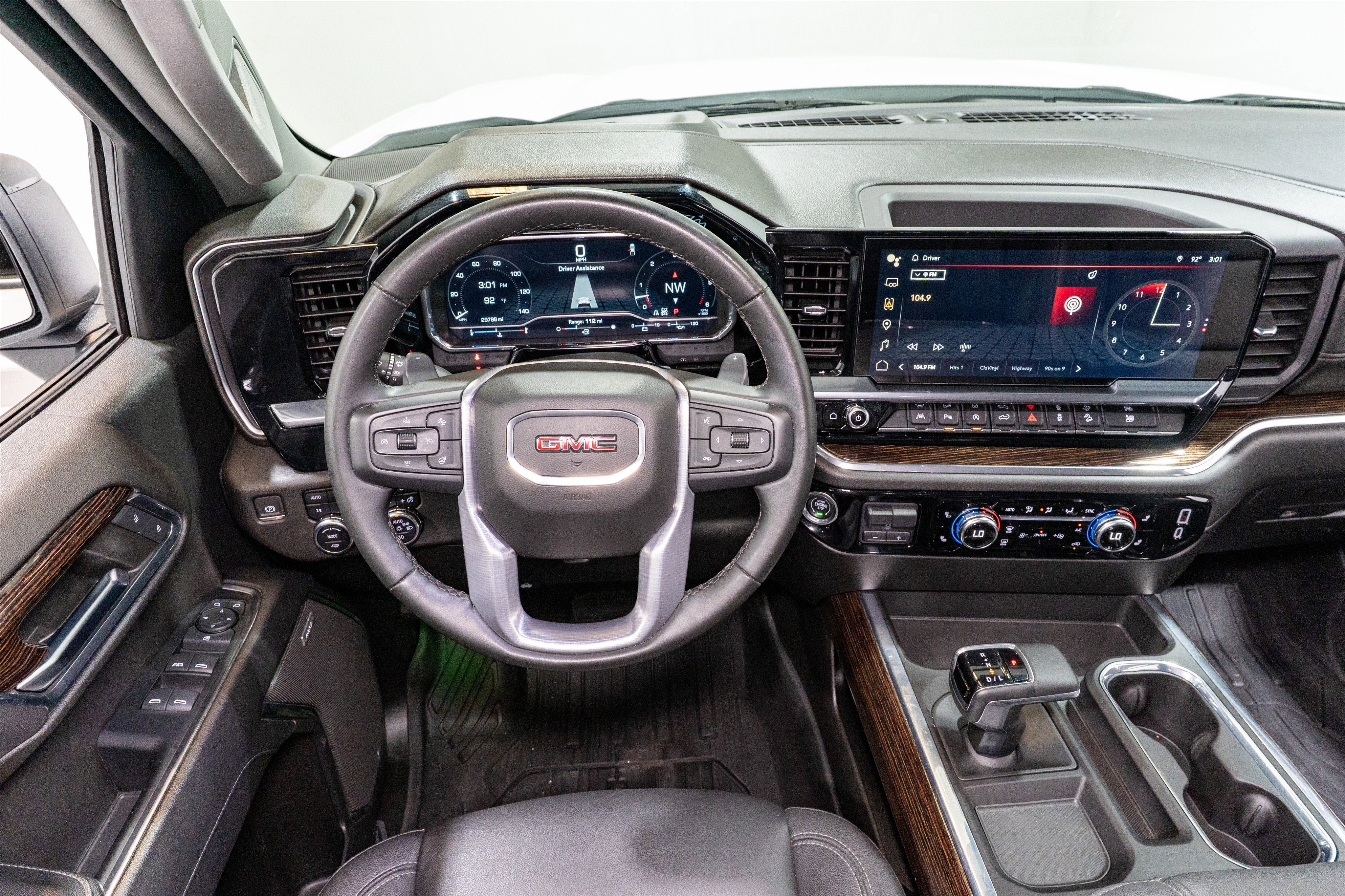 2023 GMC Sierra 1500 Elevation