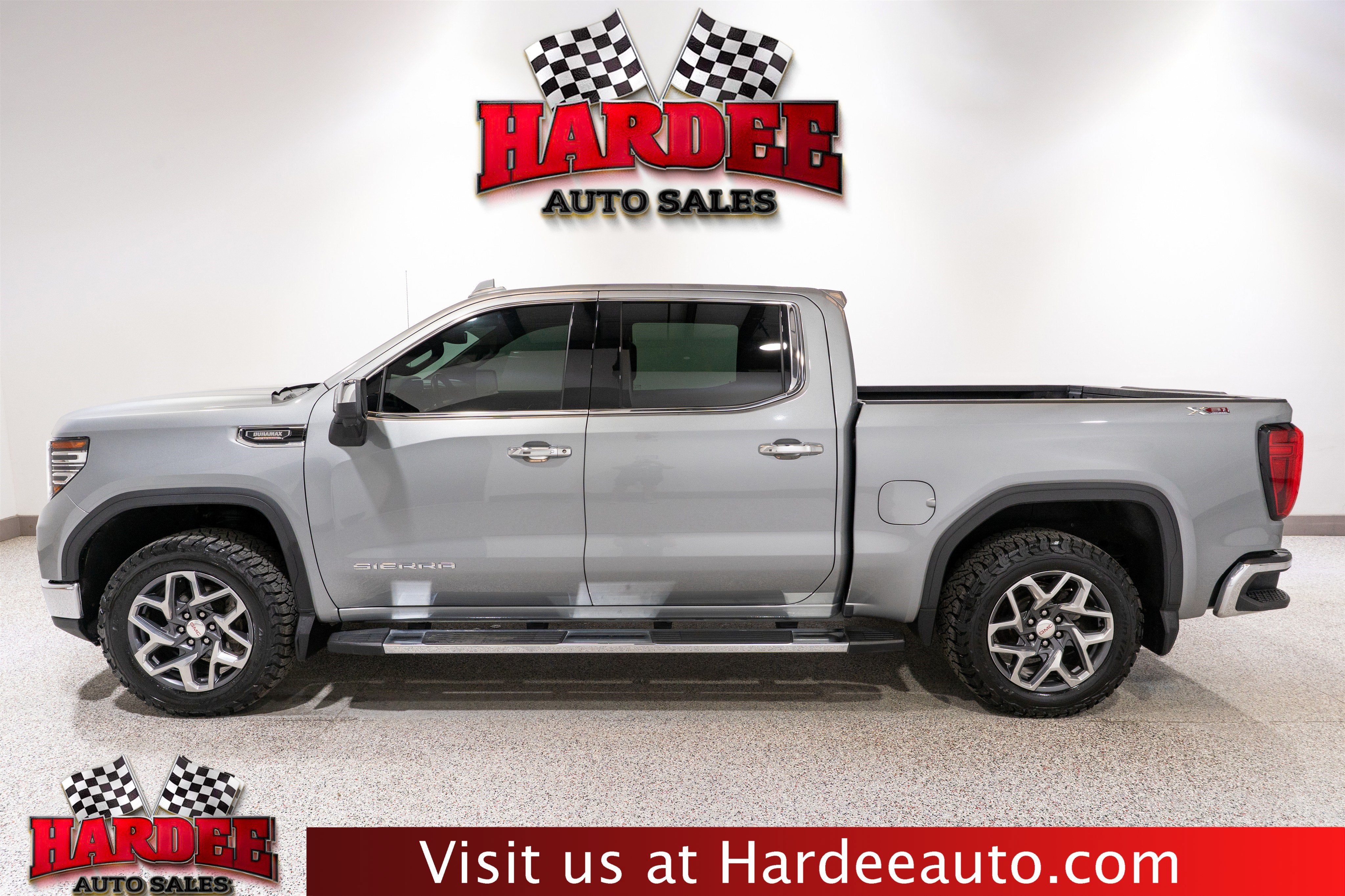 2024 GMC Sierra 1500 SLT
