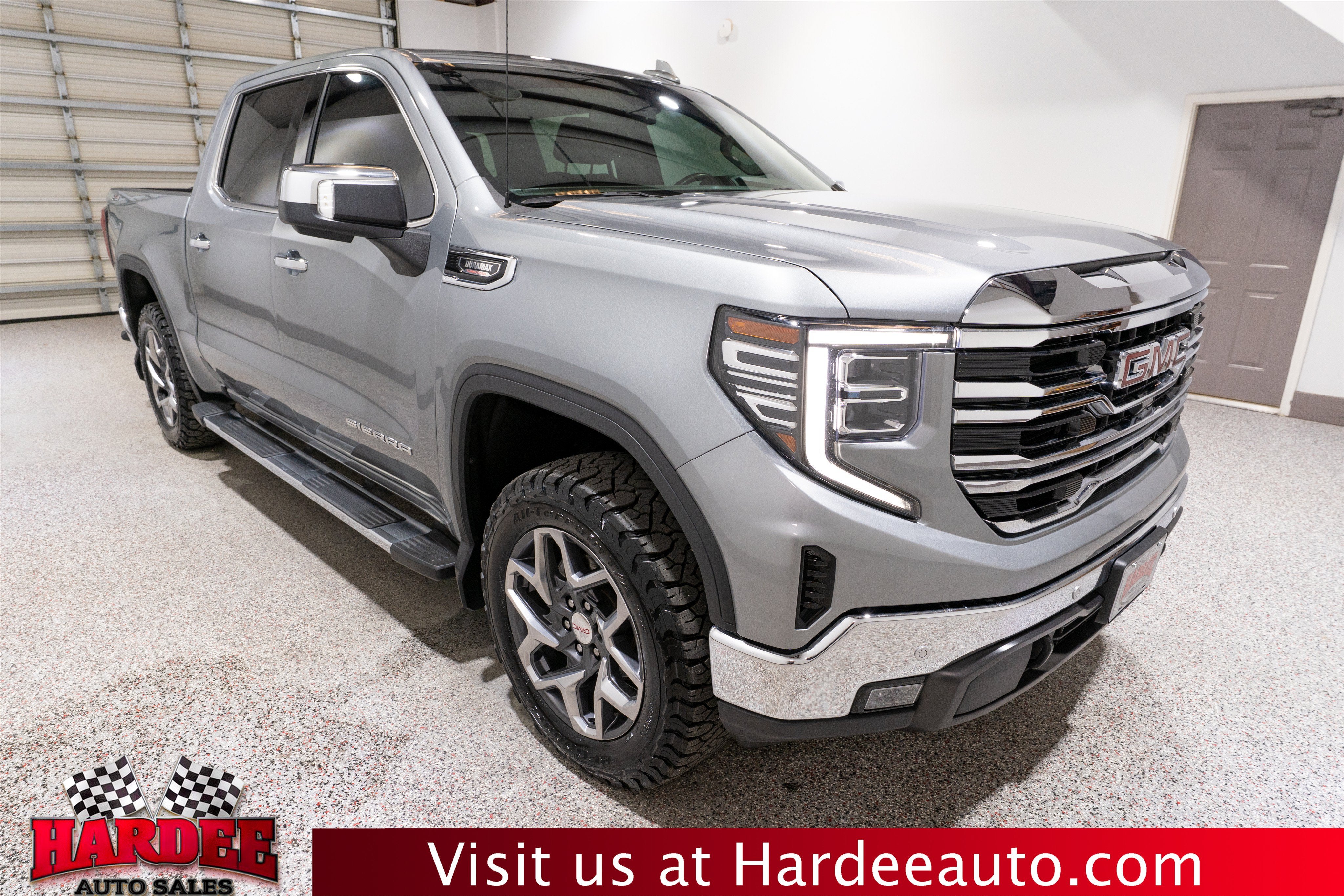 2024 GMC Sierra 1500 SLT