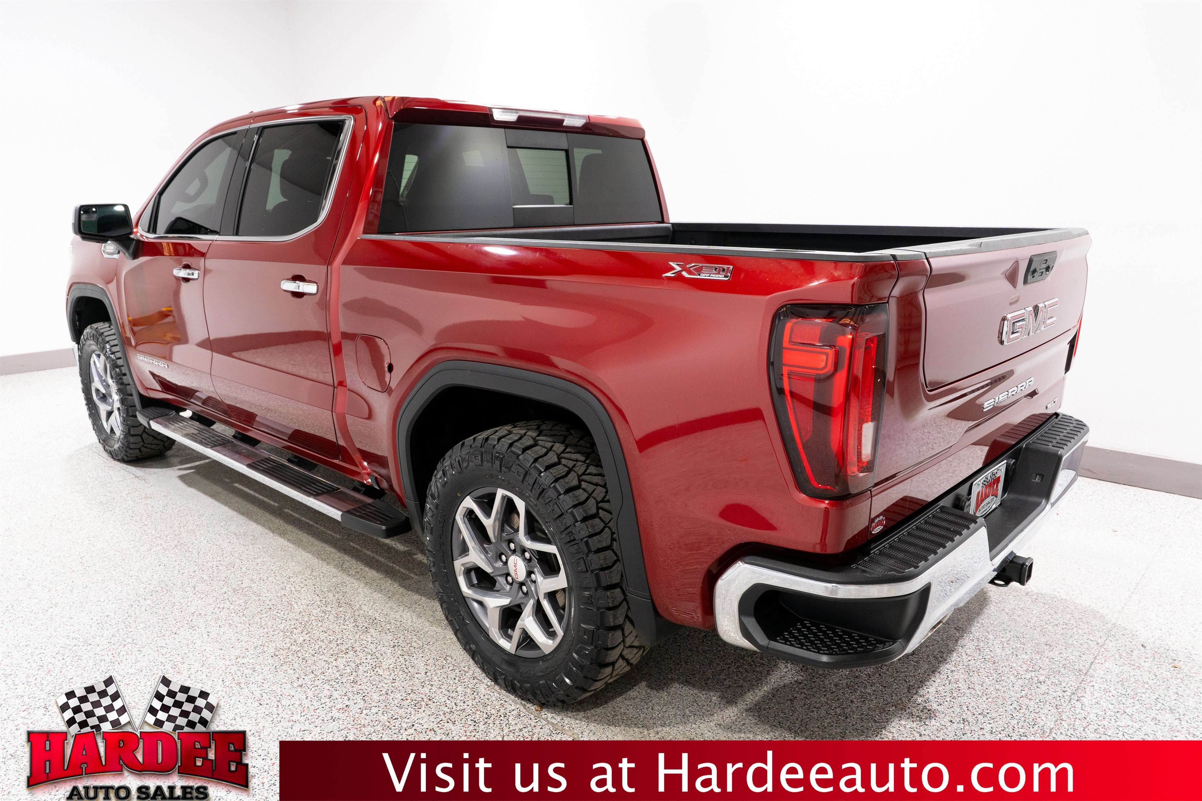 2023 GMC Sierra 1500 SLT