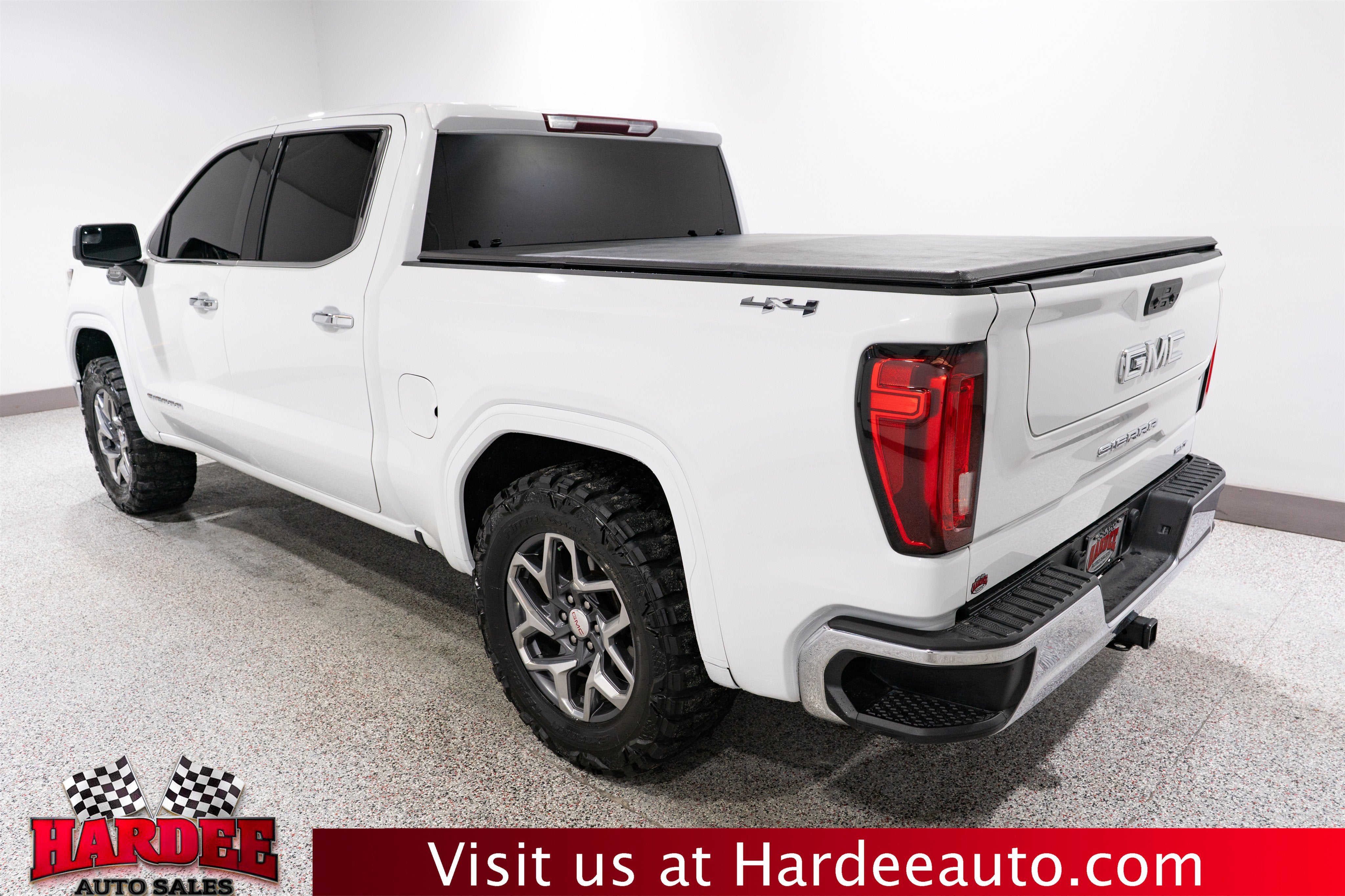 2022 GMC Sierra 1500 SLT