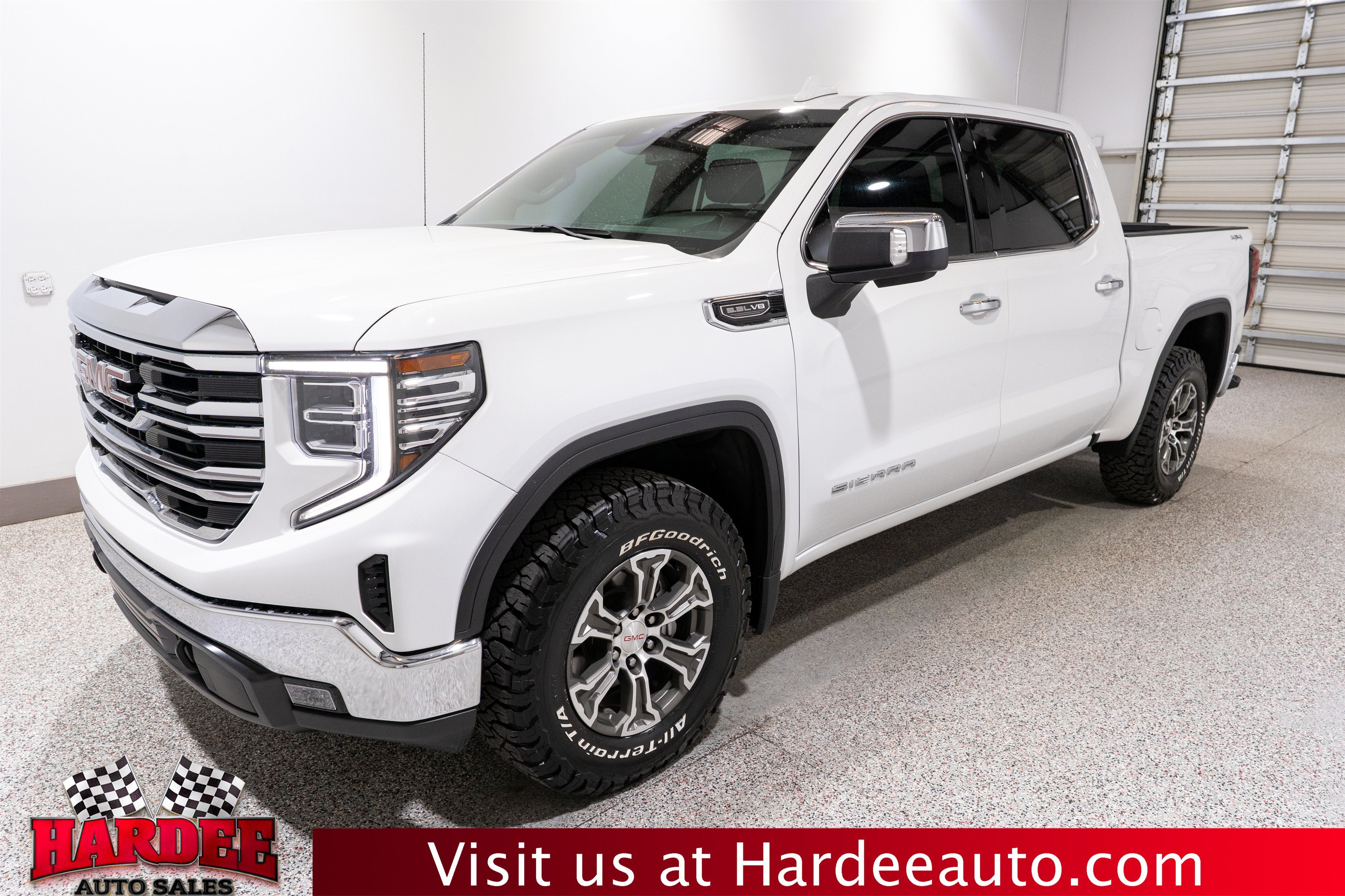 2025 GMC Sierra 1500 SLT