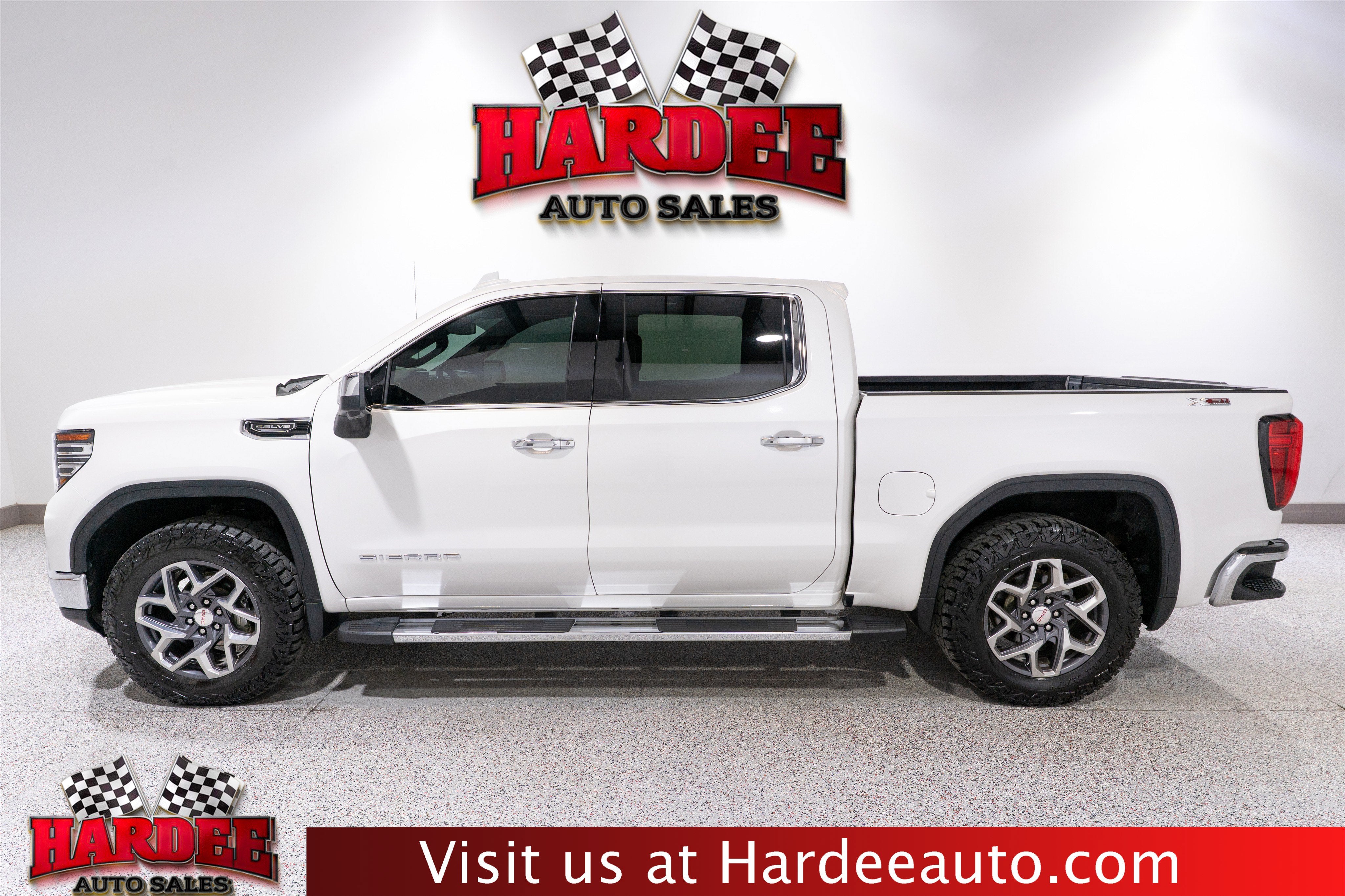 2023 GMC Sierra 1500 SLT