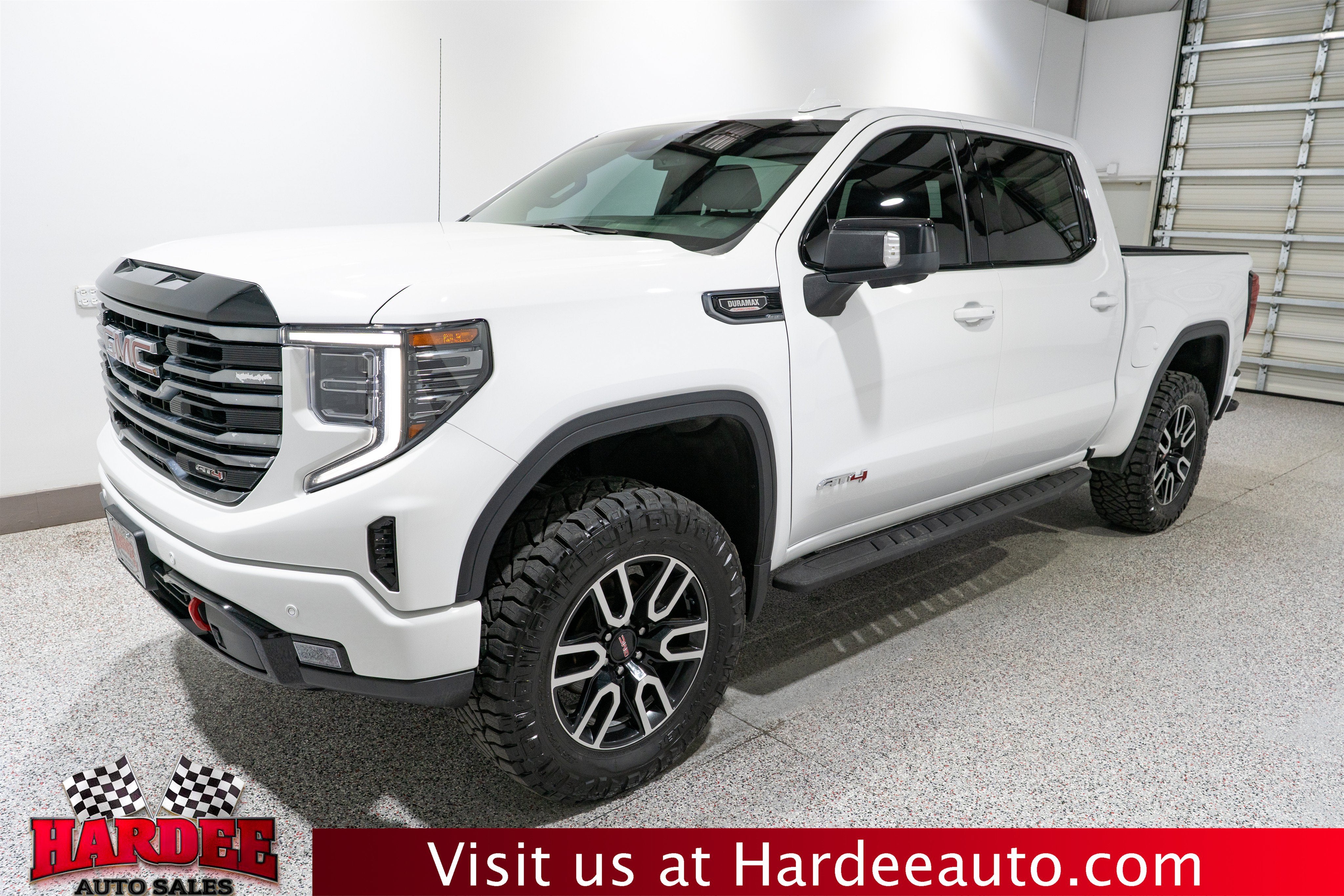 2025 GMC Sierra 1500 AT4