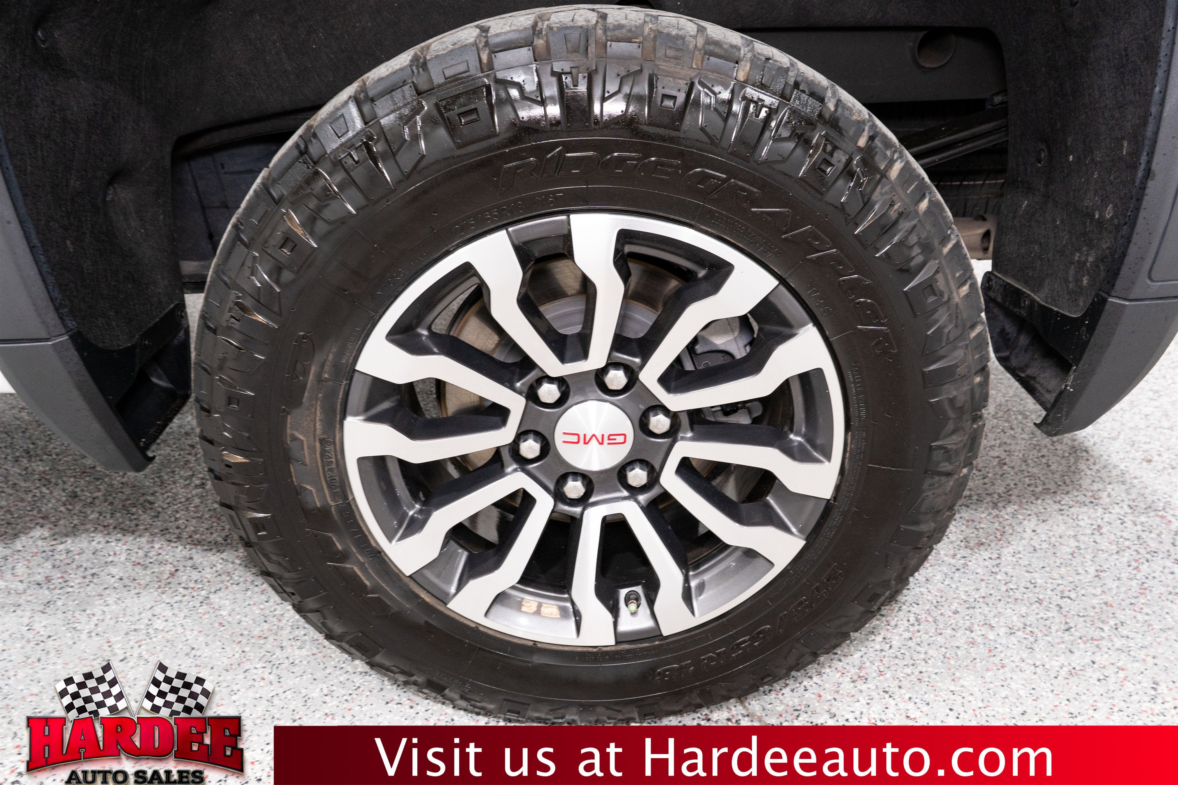 2023 GMC Sierra 1500 AT4